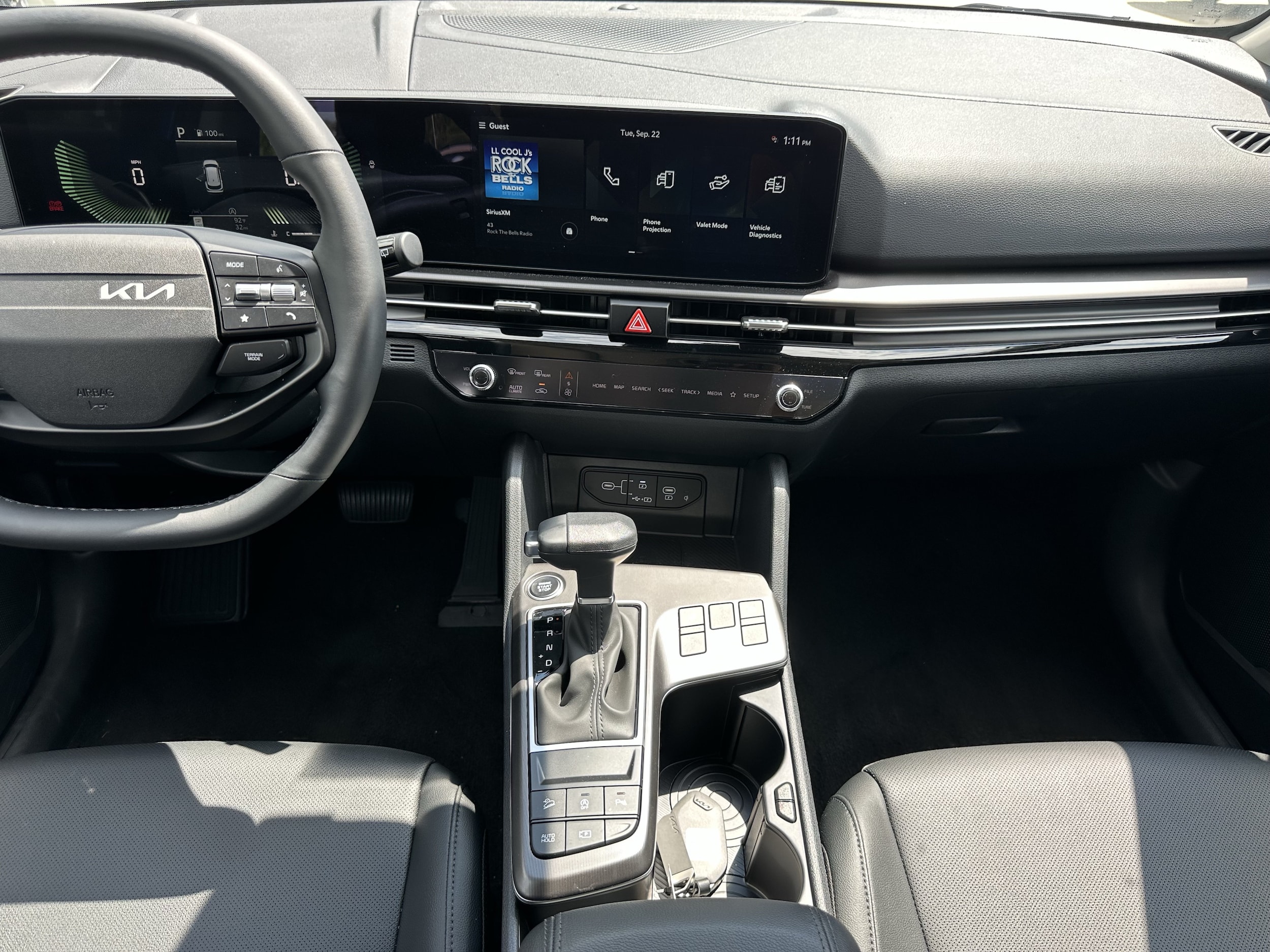 2026 Kia Sportage EX - Photo 12