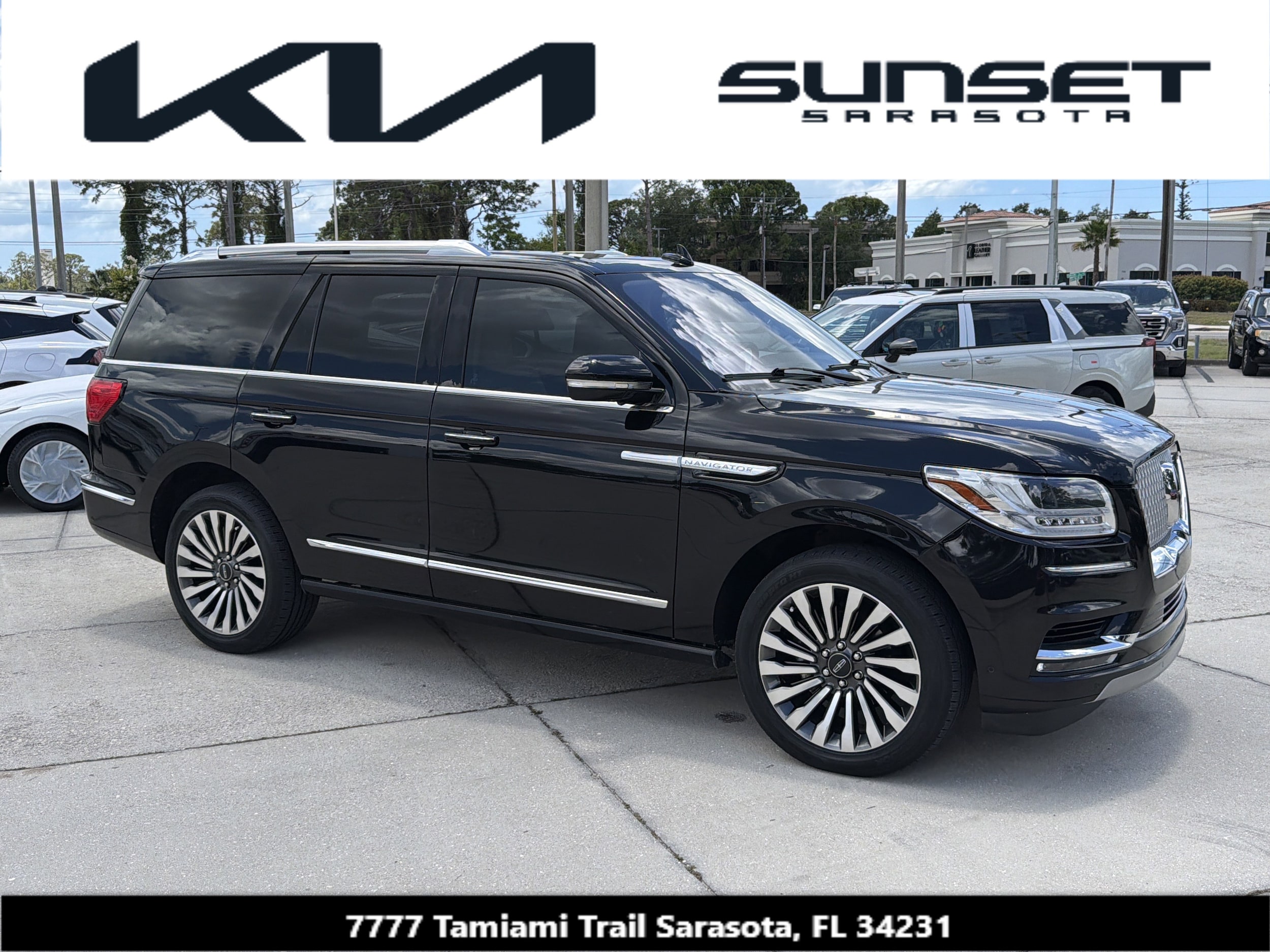 2020 Lincoln Navigator Reserve 4WD's photo