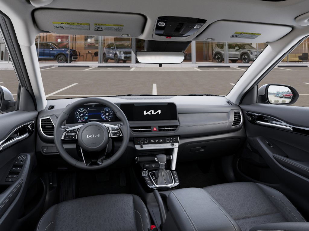 2025 Kia Seltos EX - Photo 14