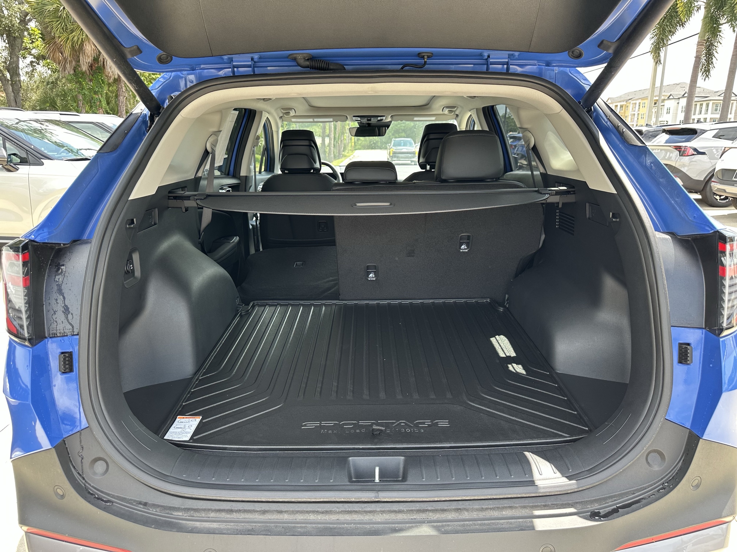 2026 Kia Sportage EX - Photo 8