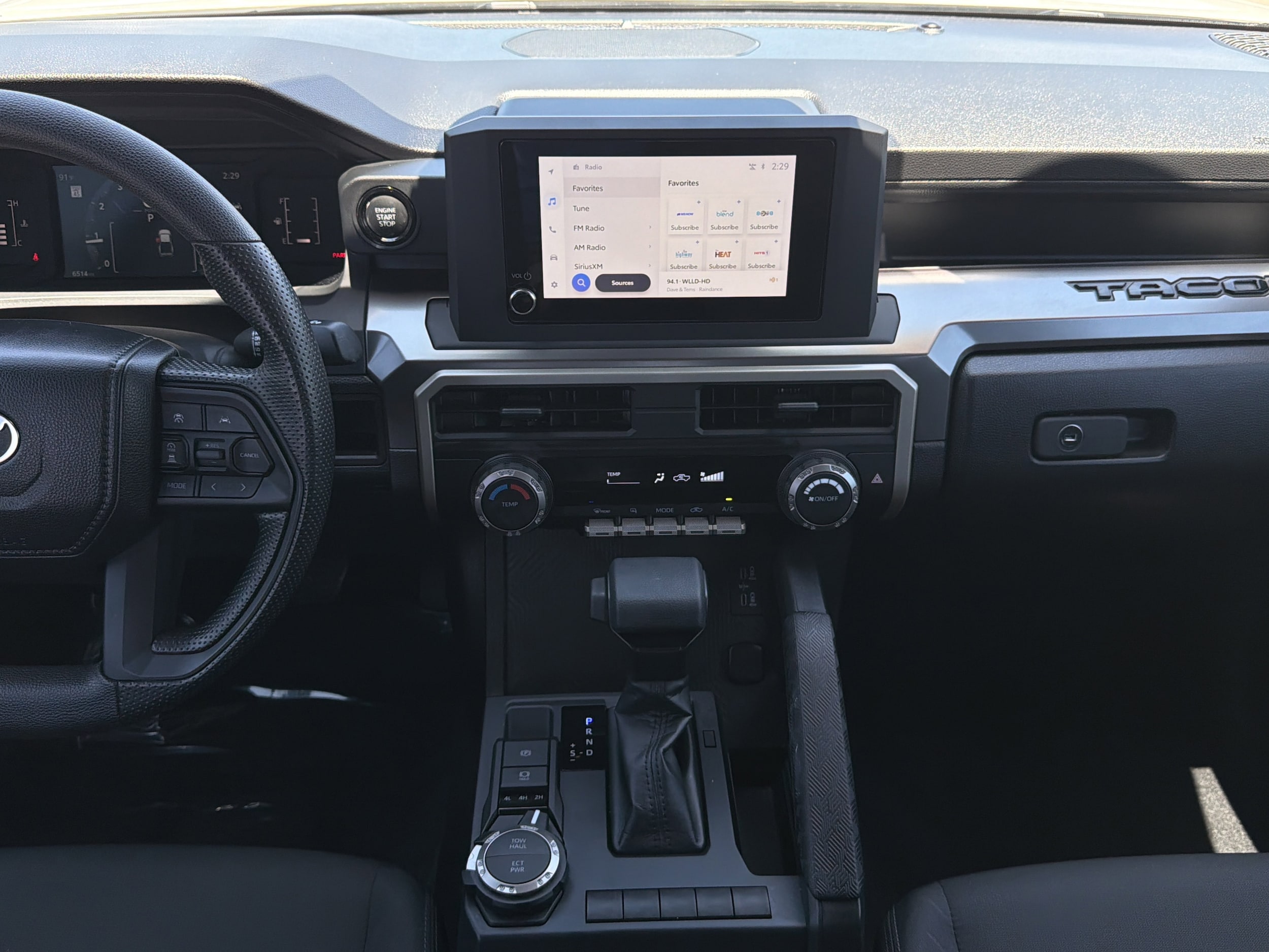 2024 Toyota Tacoma SR5 - Photo 14