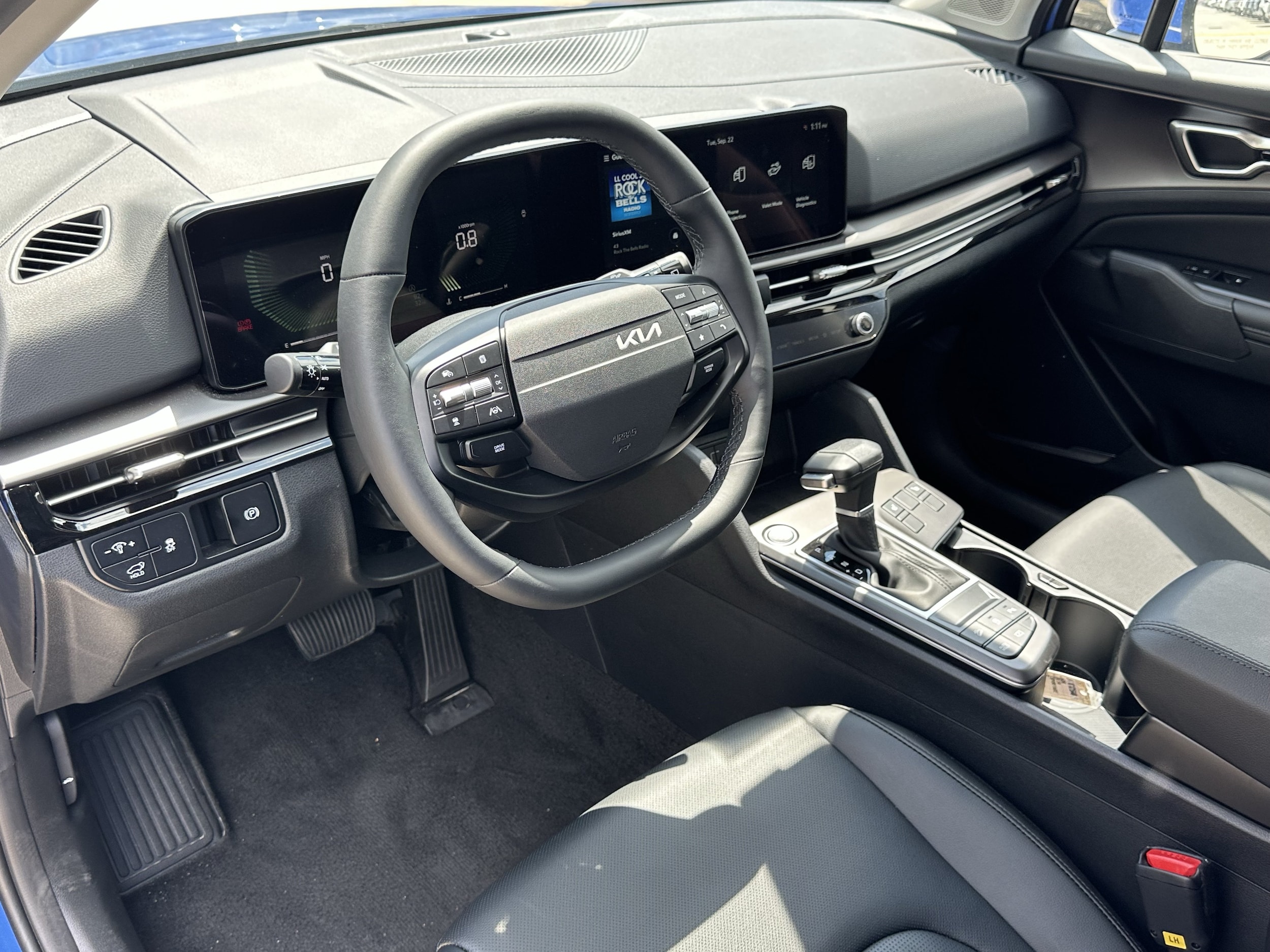 2026 Kia Sportage EX - Photo 16