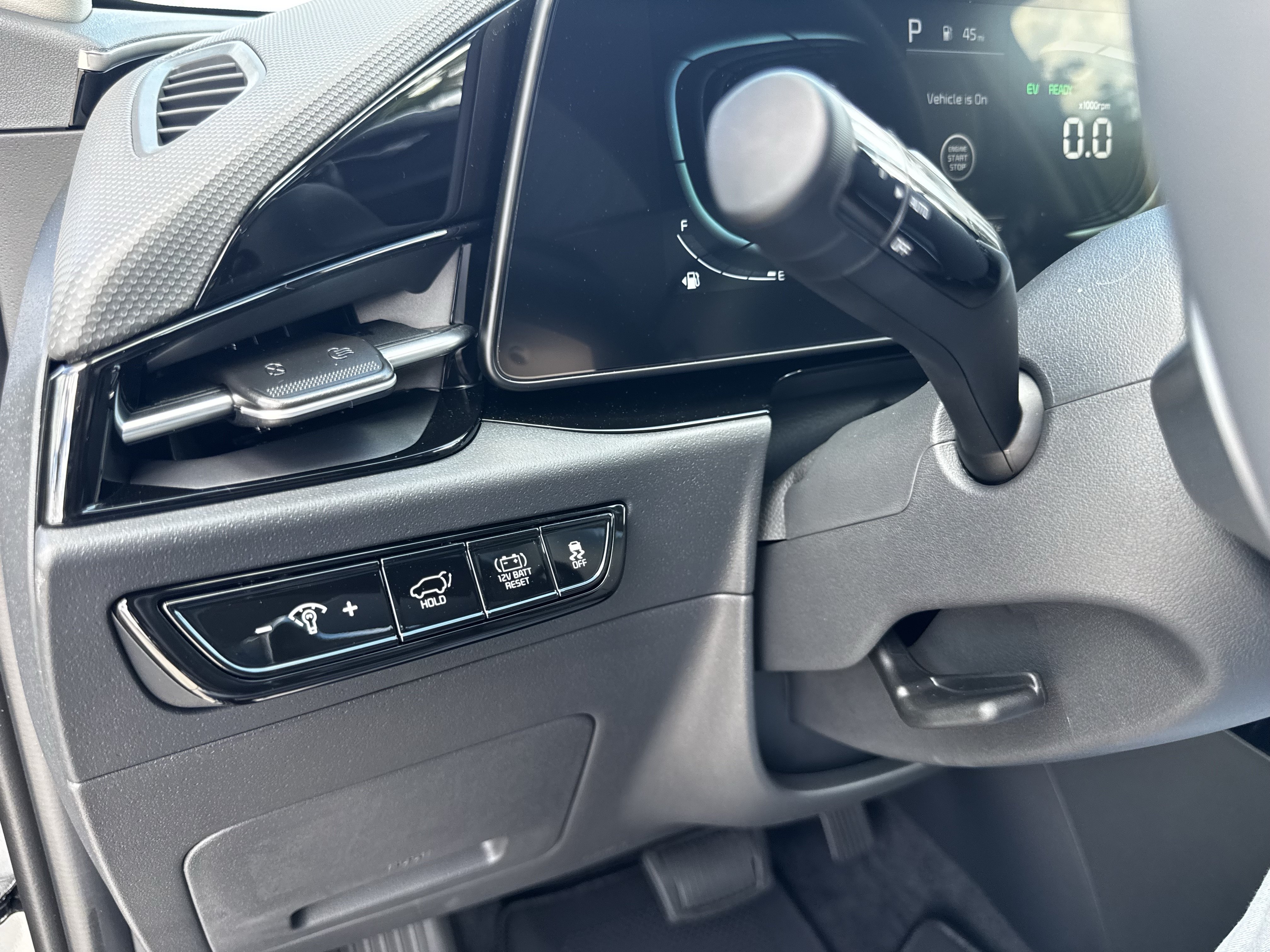 2026 Kia Niro EX - Photo 28