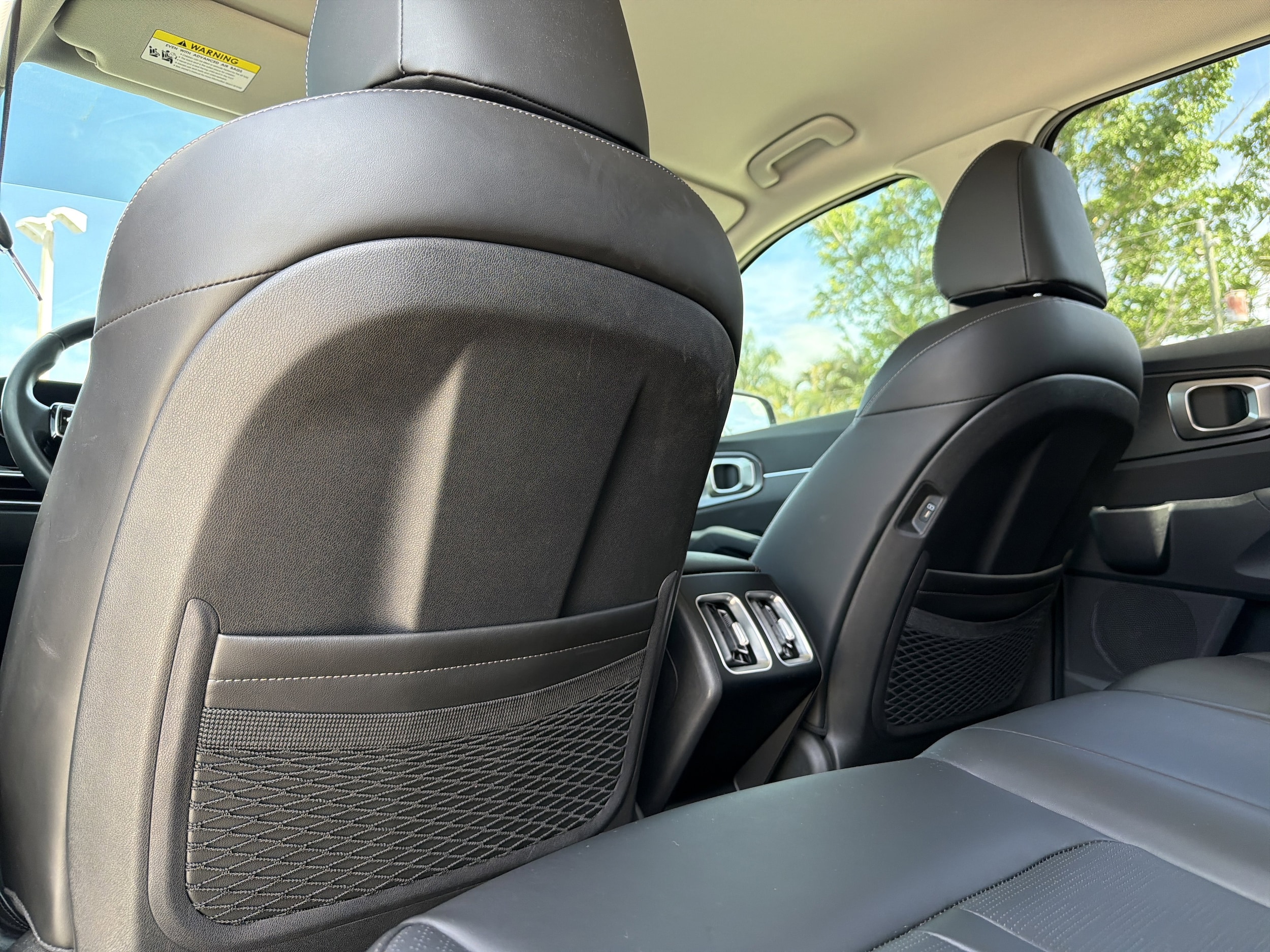 2024 Kia Sorento S - Photo 18