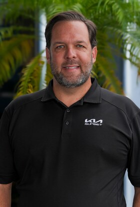 Staff member Kevin Simmons from ID_0cb657