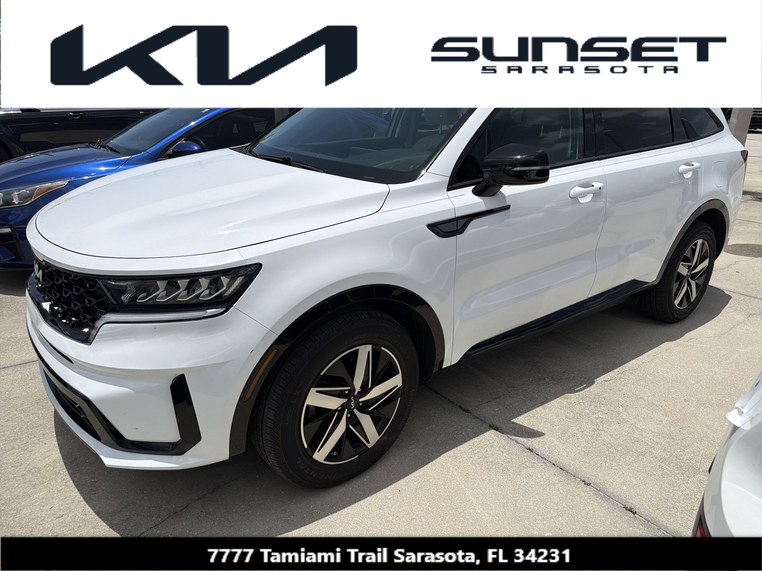 2023 Kia Sorento S AT's photo