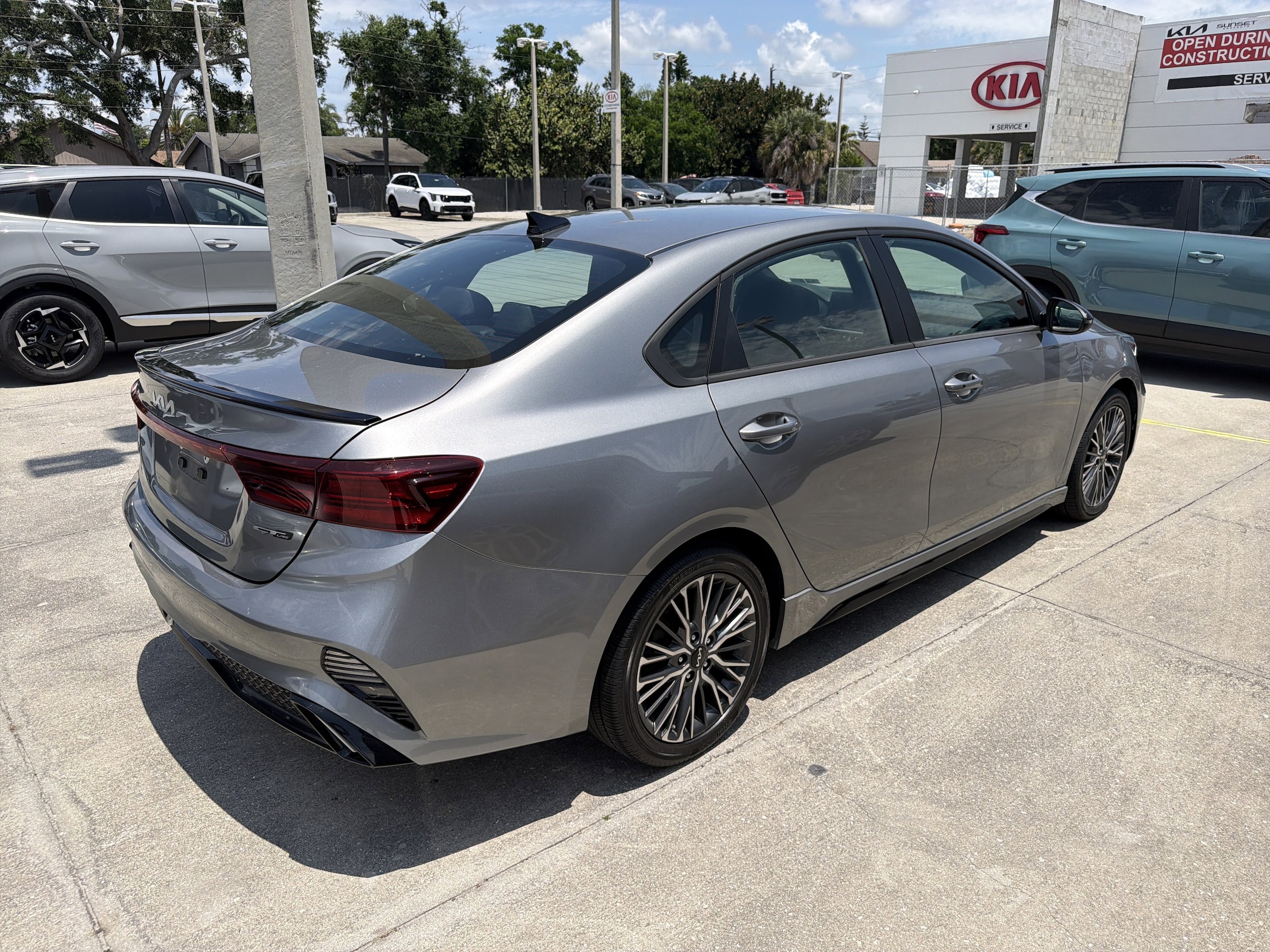 2022 Kia FORTE GT-Line - Photo 6