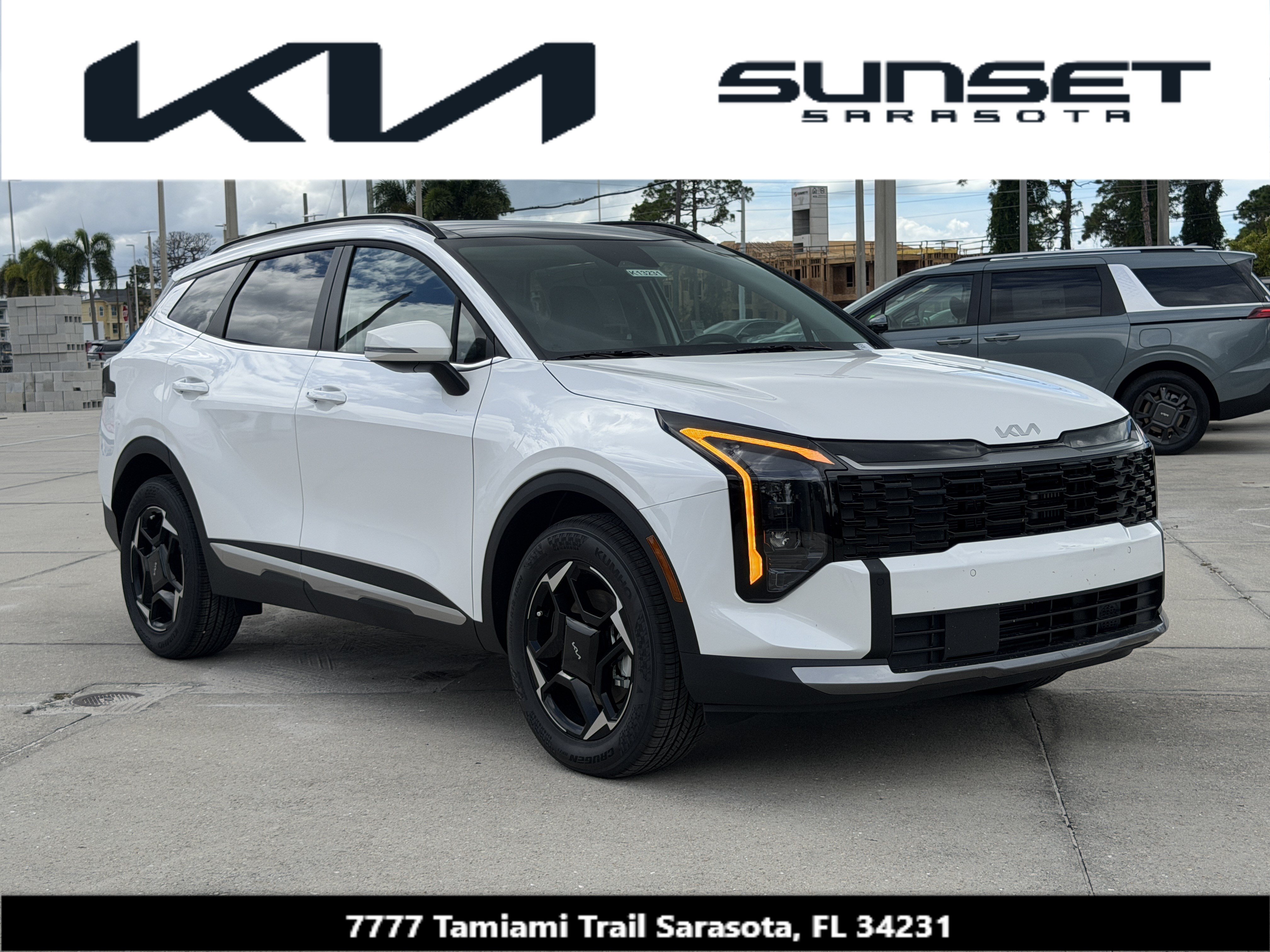 New 2027 Kia Sportage Hybrid EX SUV