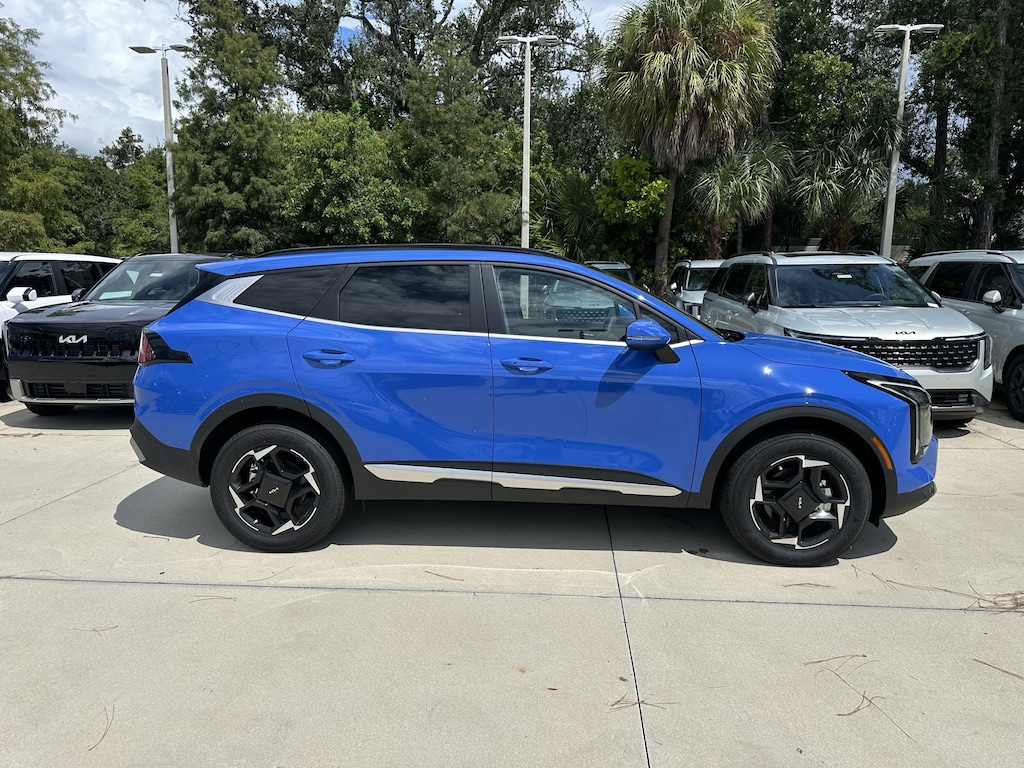 New 2026 Kia Sportage EX SUV