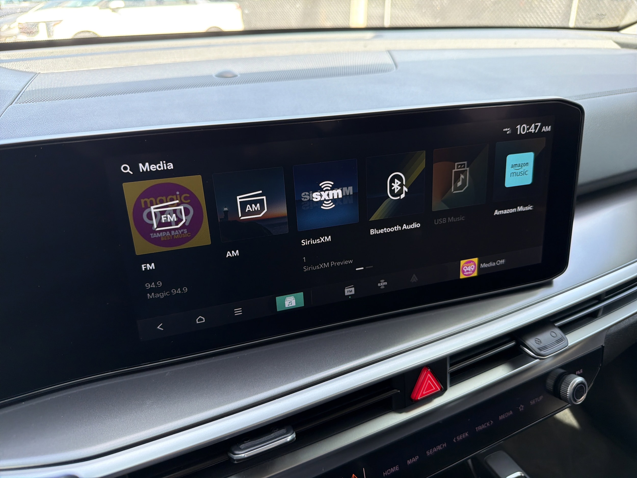 2024 Kia Sorento S - Photo 27