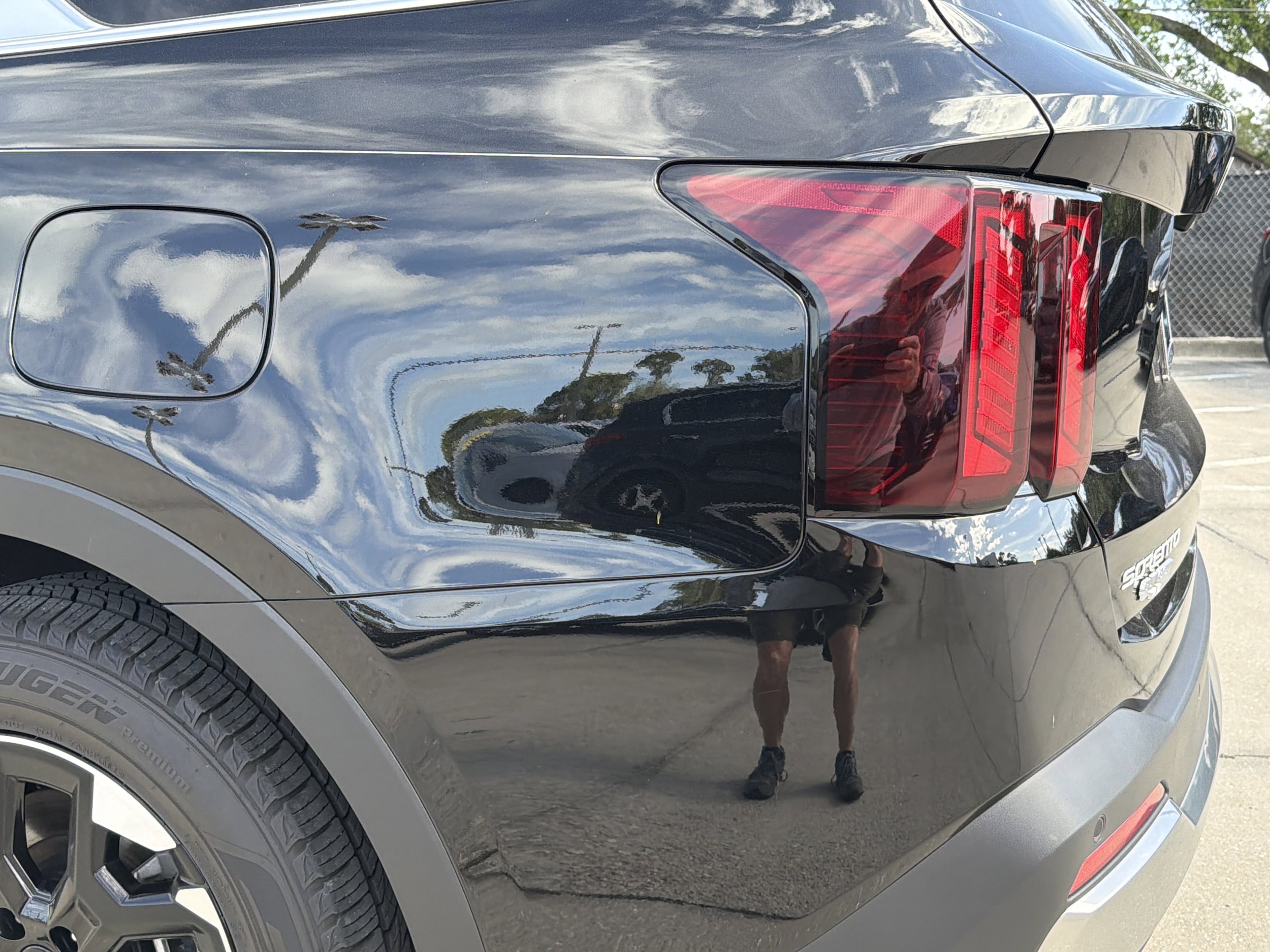 2024 Kia Sorento S - Photo 9