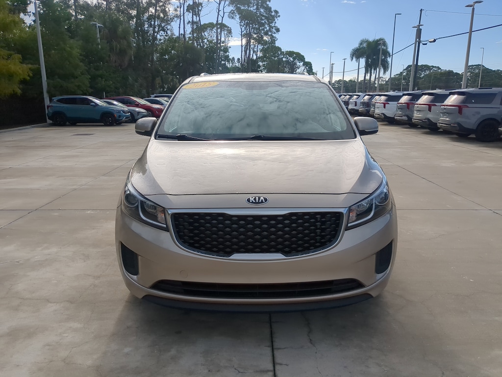 Used 2015 Kia Sedona LX FWD Van