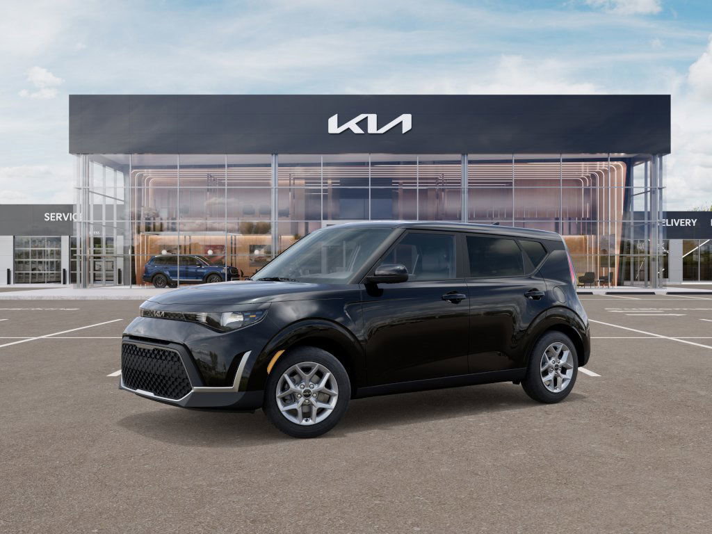 2025 Kia Soul LX photo 2