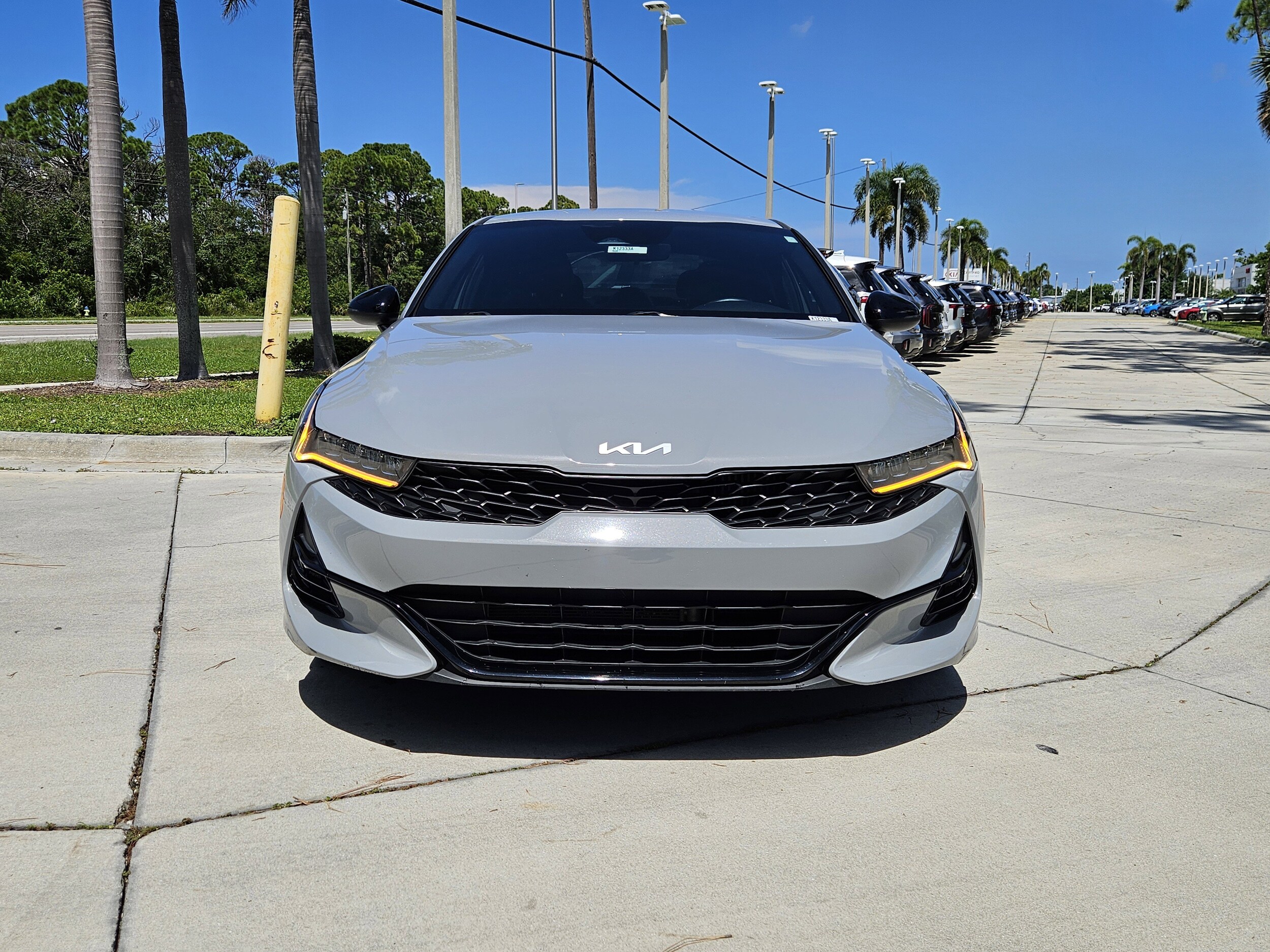 2022 Kia K5 GT-Line photo 2