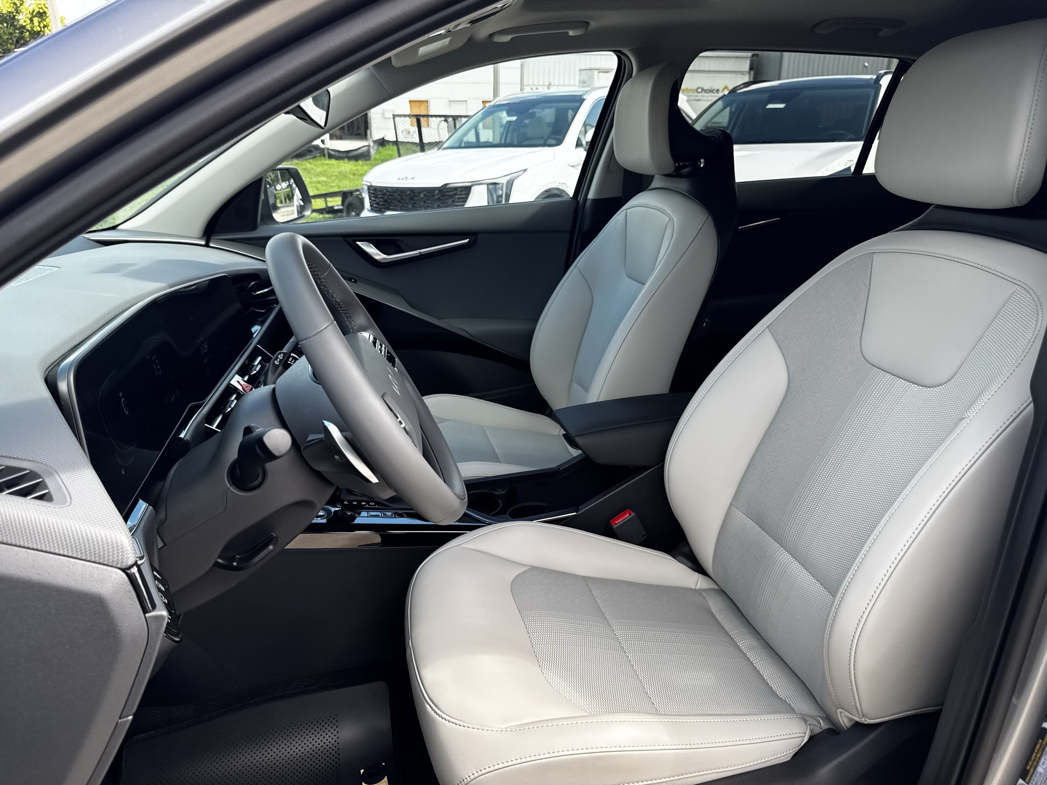 2026 Kia Niro EX - Photo 18