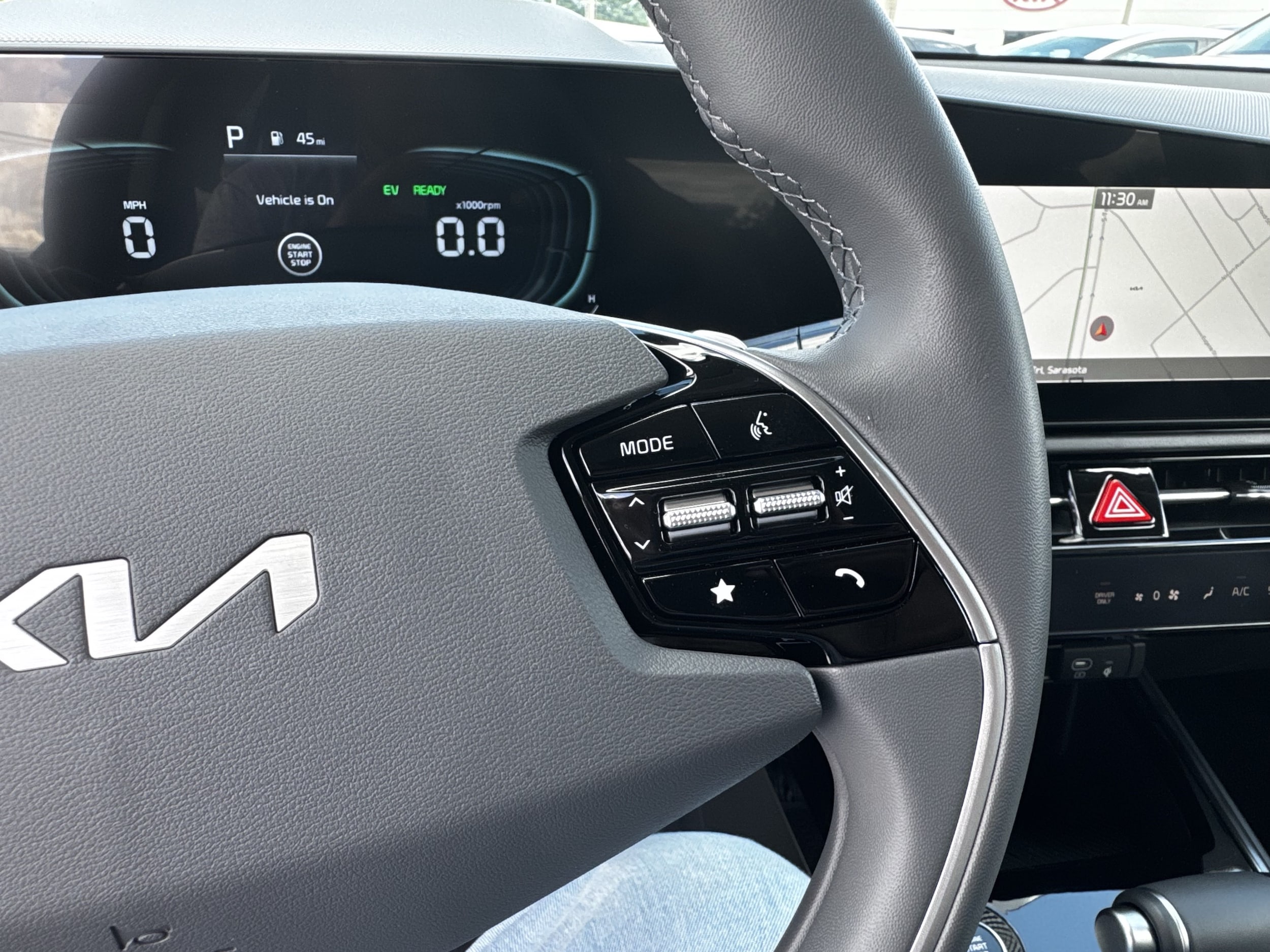 2026 Kia Niro EX - Photo 30
