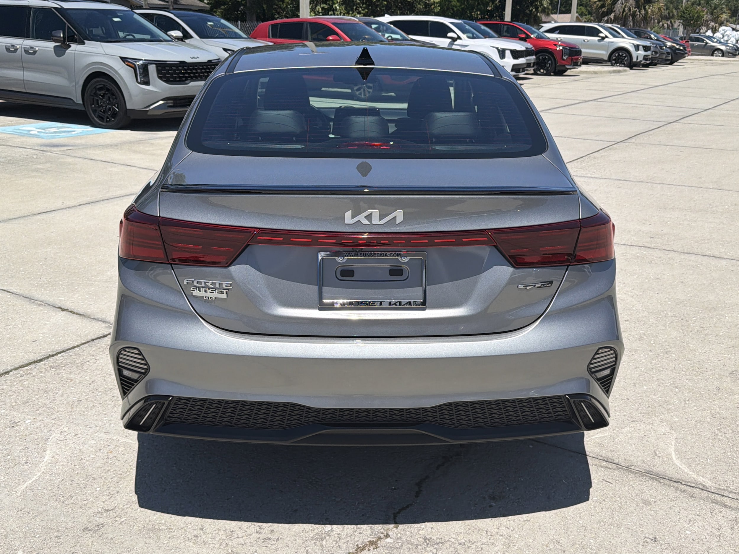 2022 Kia FORTE GT-Line - Photo 9