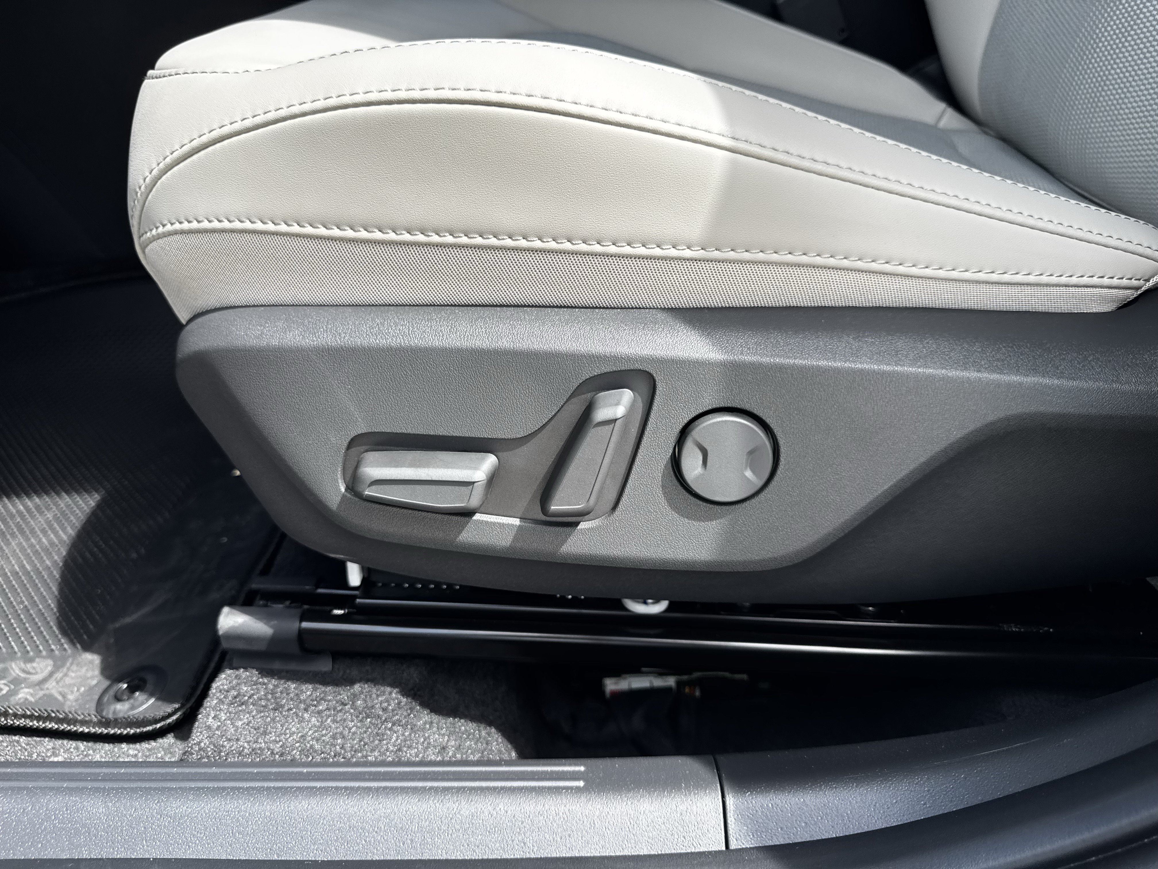 2026 Kia Niro EX - Photo 19