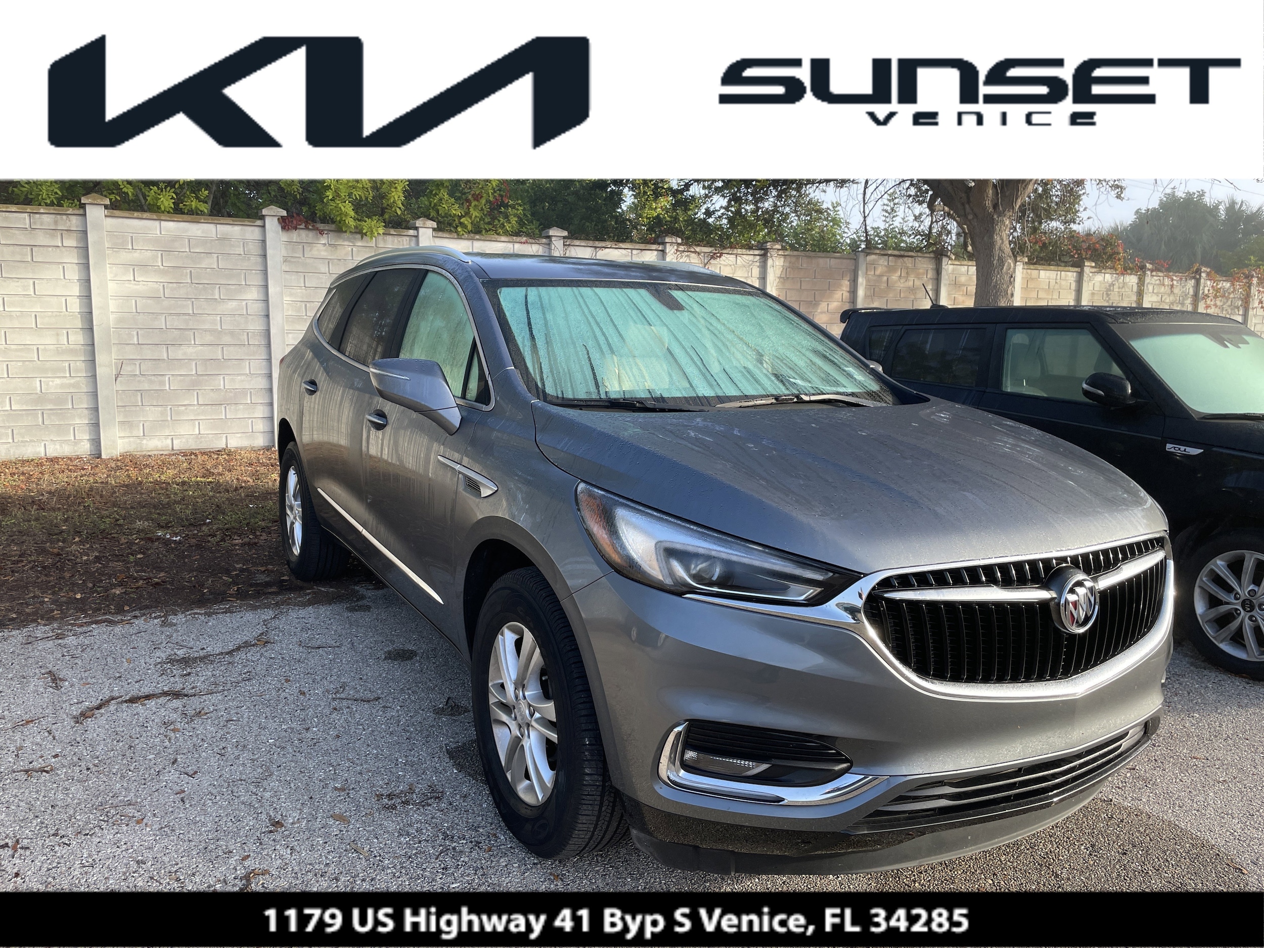 2020 Buick Enclave Essence's photo