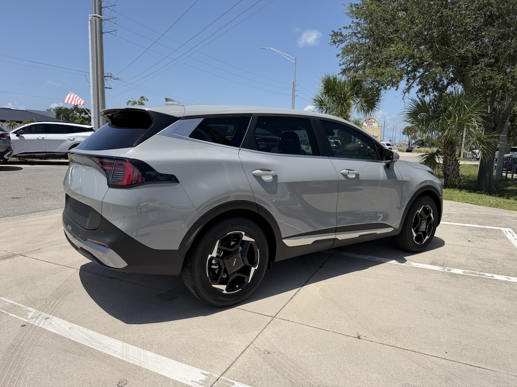New 2026 Kia Sportage EX SUV