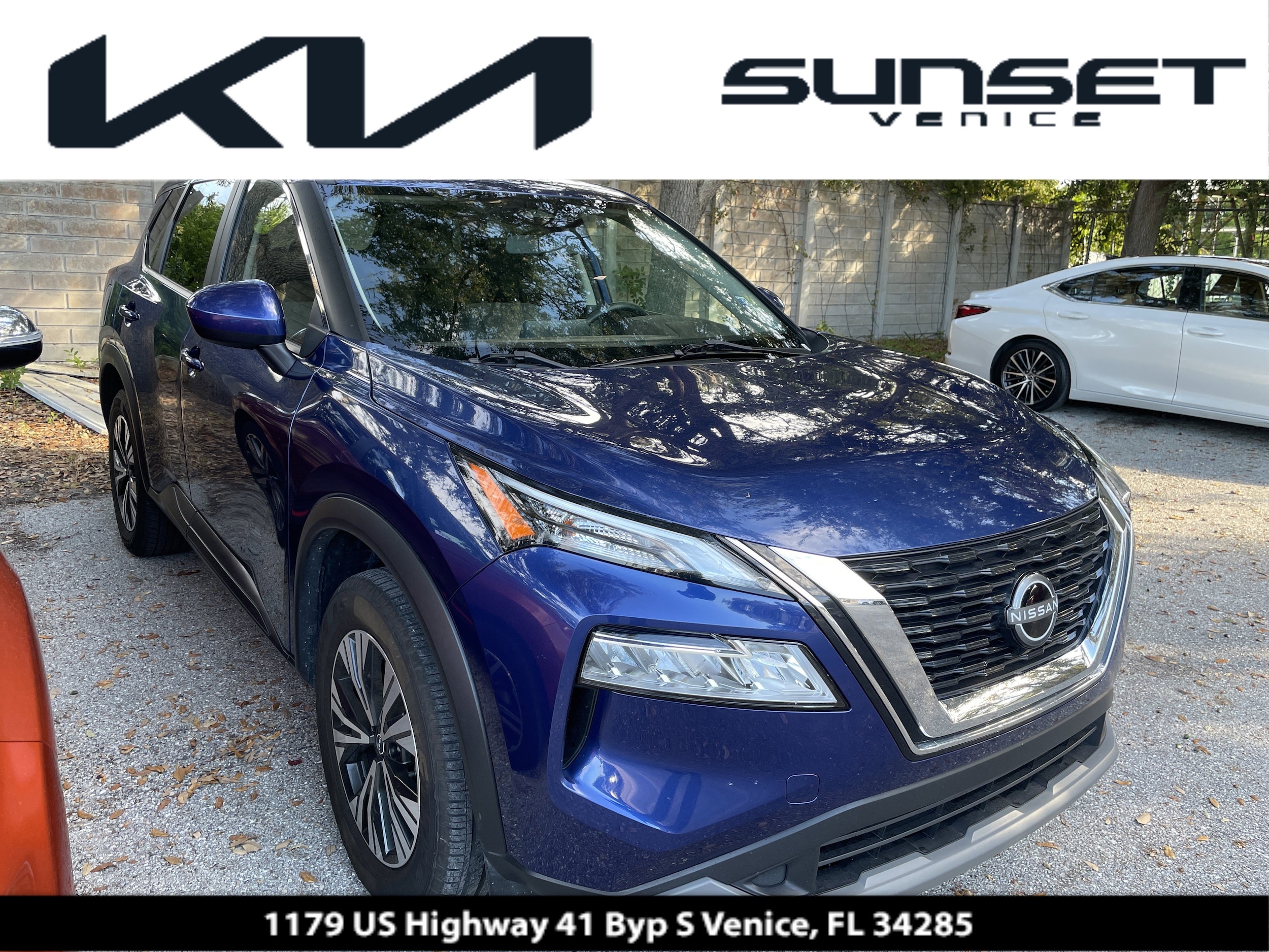 2023 Nissan Rogue SV's photo