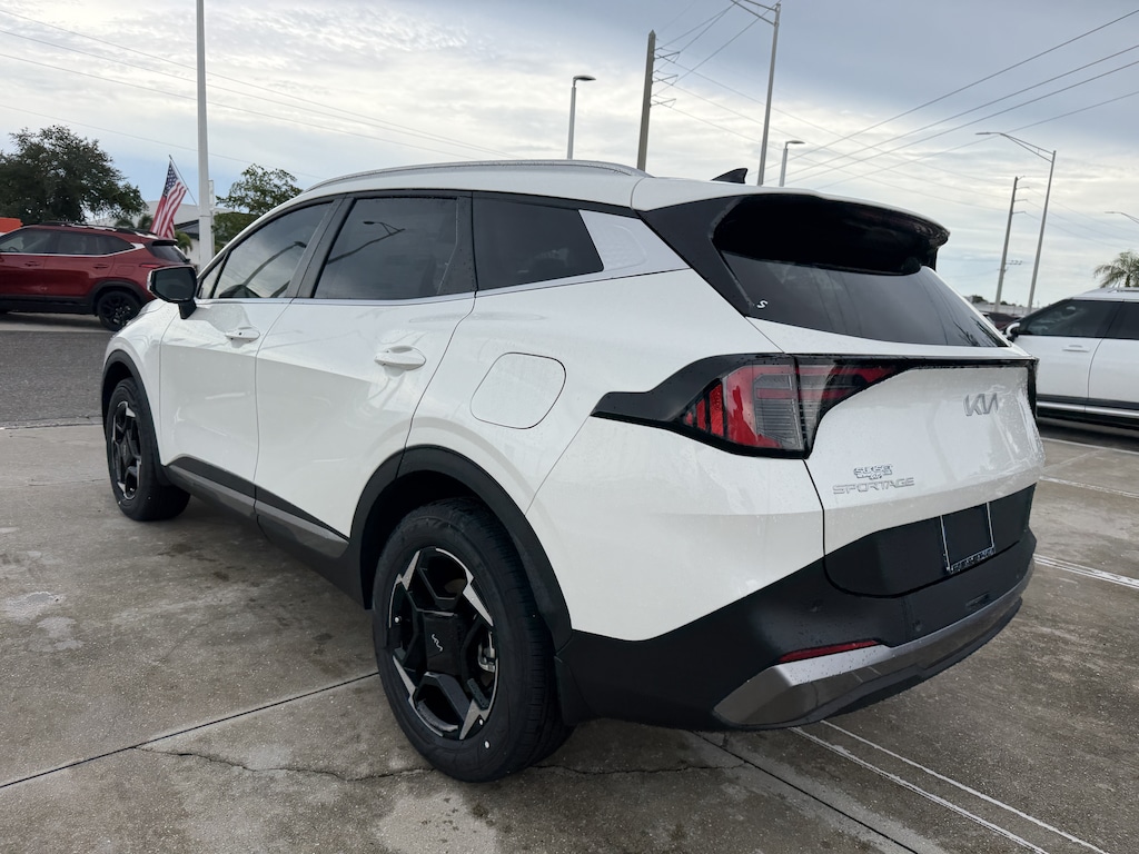New 2026 Kia Sportage Hybrid EX SUV