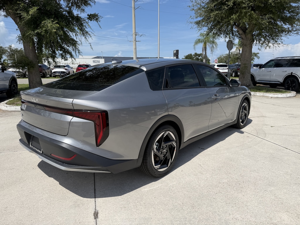 New 2026 Kia K4 EX Sedan