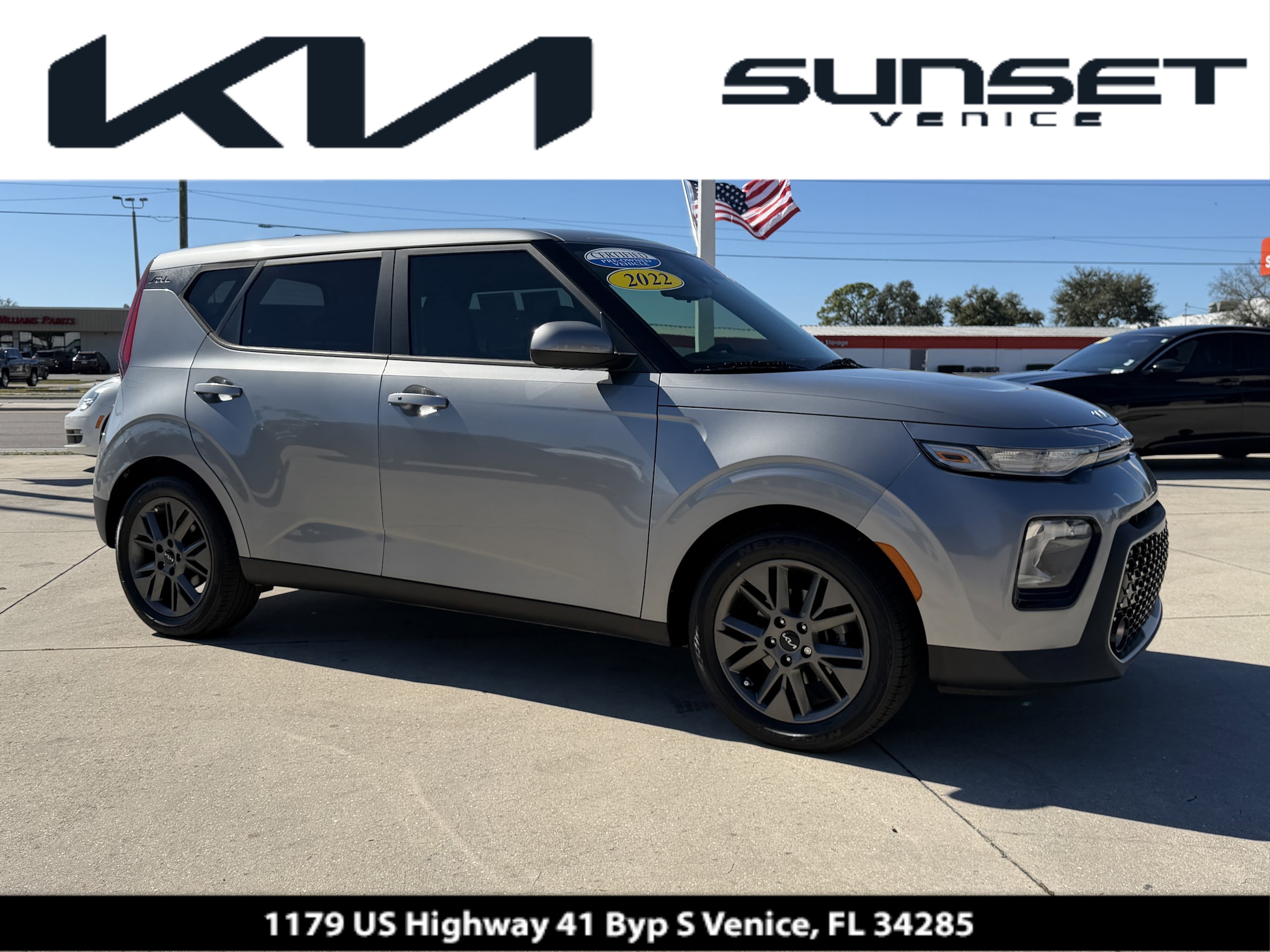 2022 Kia Soul EX's photo