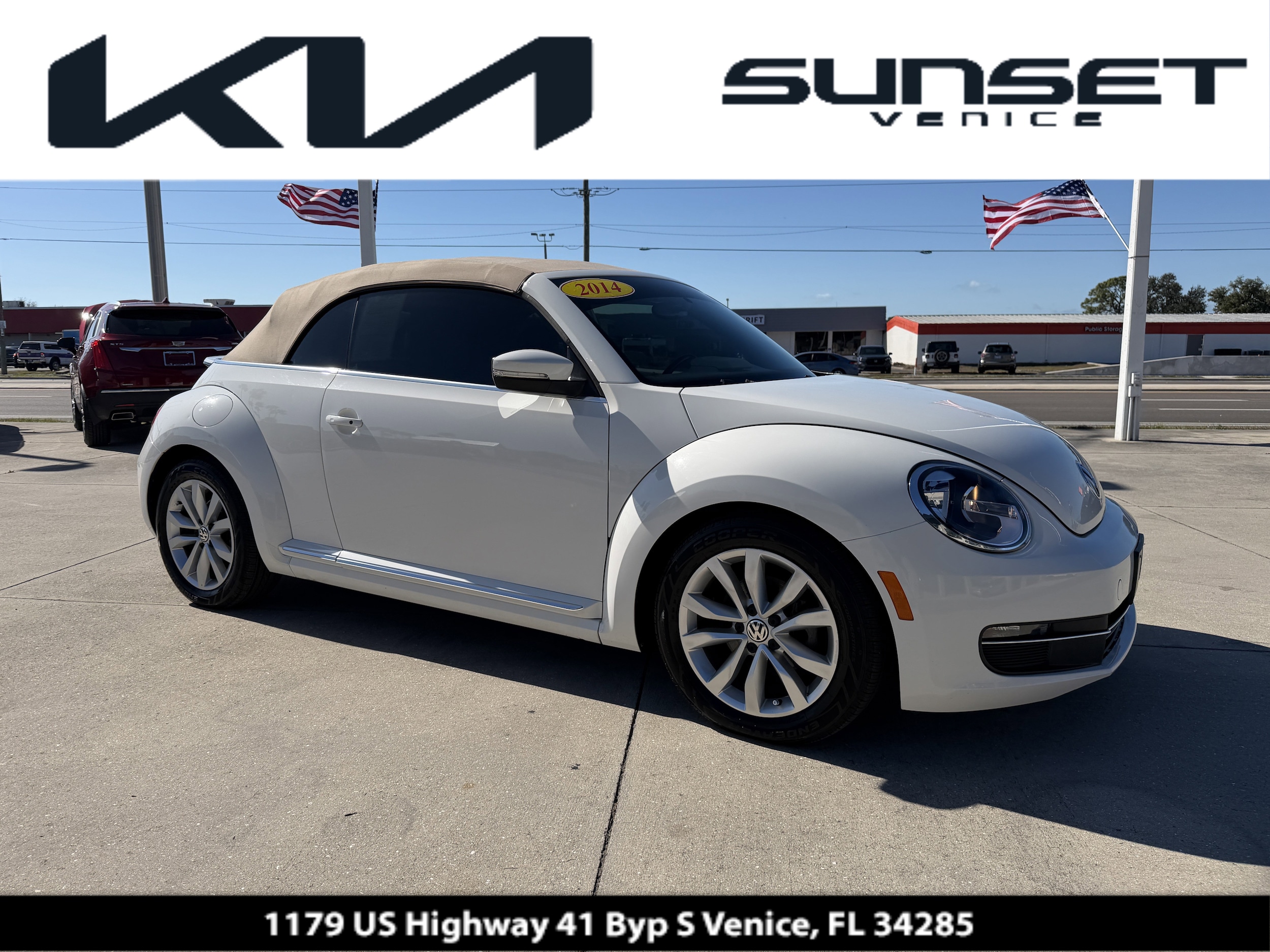 2014 Volkswagen Beetle 2.0's photo