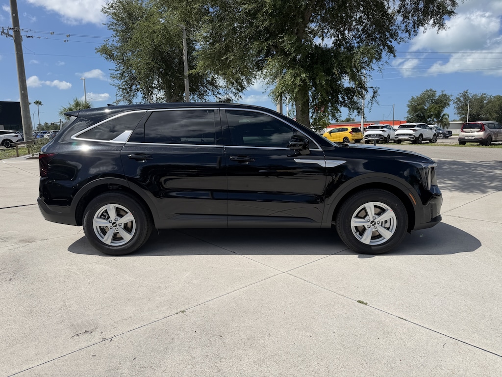 New 2026 Kia Sorento LX SUV