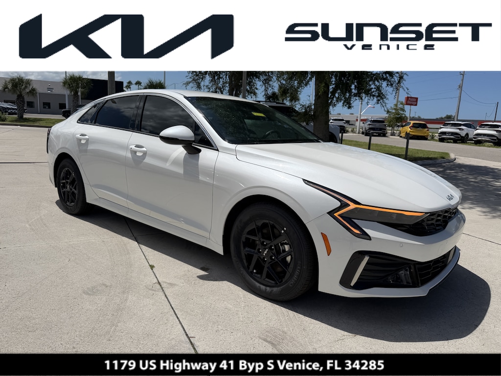 New 2026 Kia K5 LXS Sedan