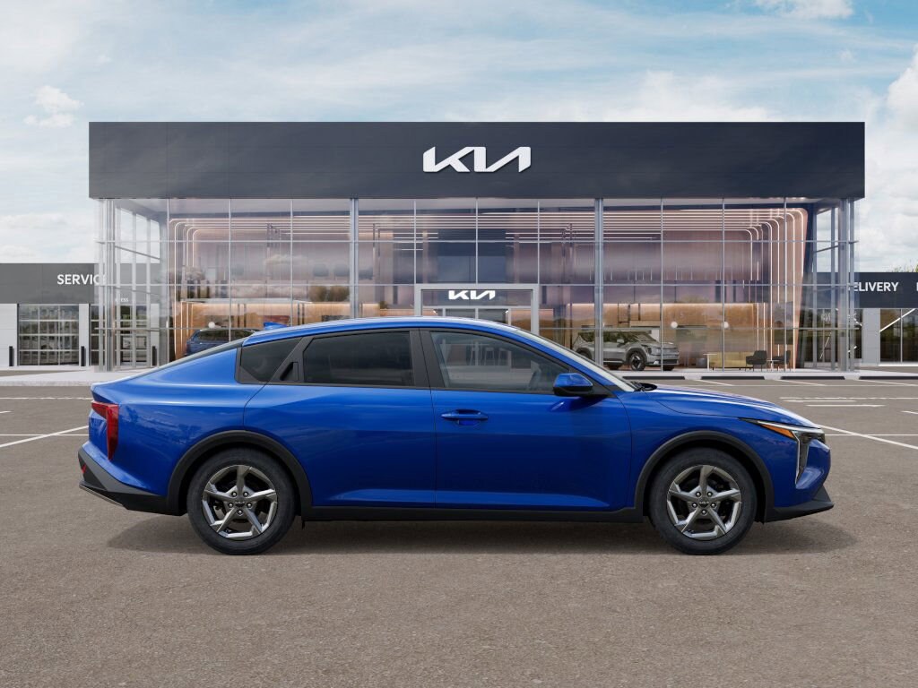 New 2026 Kia K4 LXS Sedan