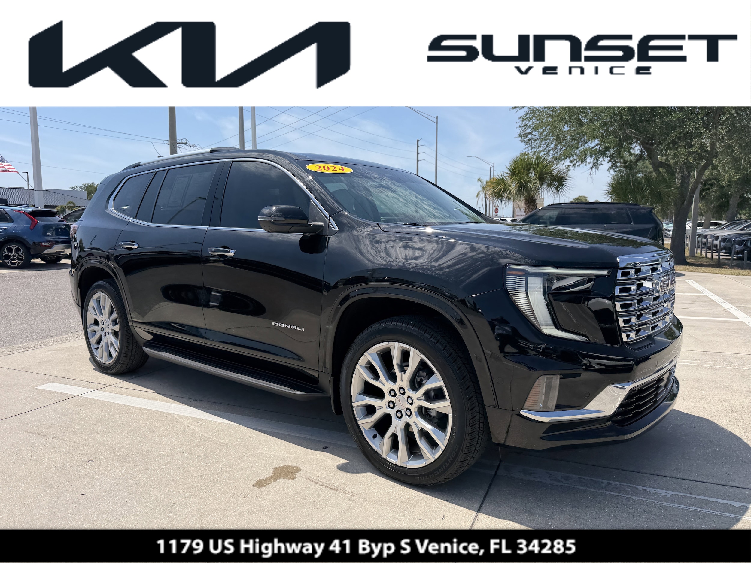 2024 GMC Acadia Denali AWD's photo