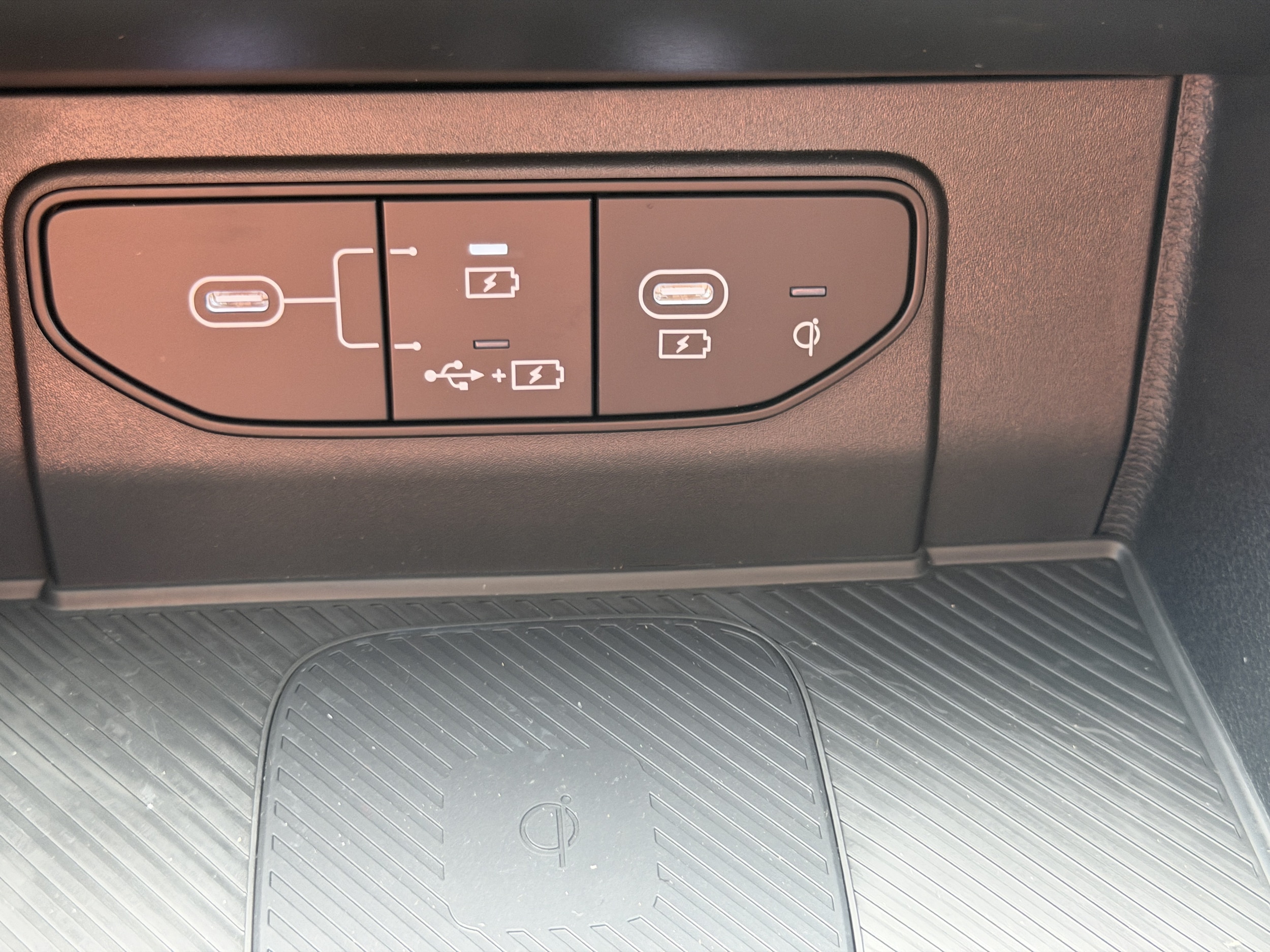 2026 Kia Sportage SX - Photo 22
