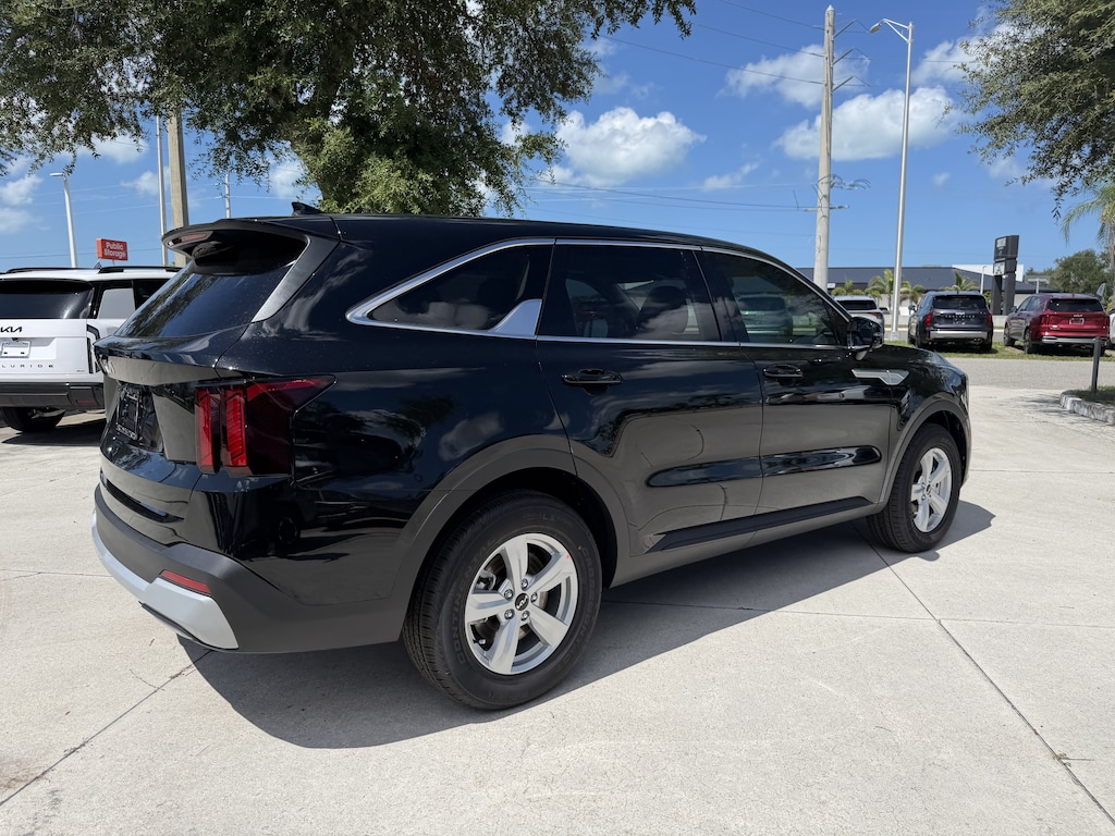 New 2026 Kia Sorento LX SUV