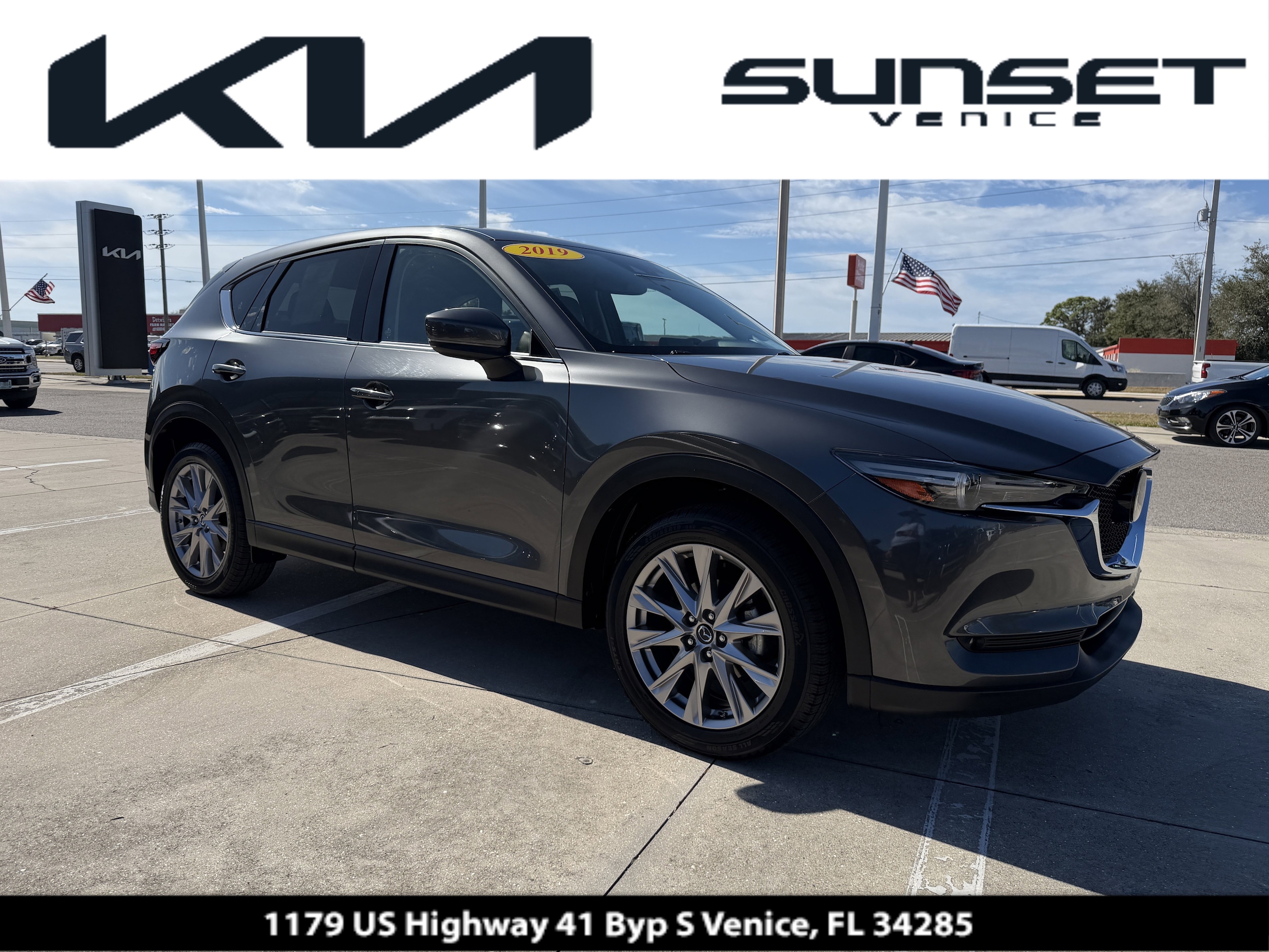 2019 Mazda CX-5 Grand Touring's photo