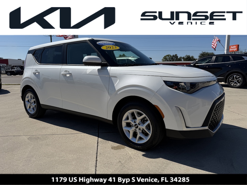 Certified 2023 Kia Soul LX Hatchback