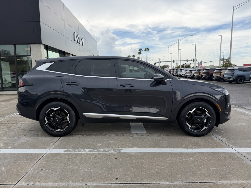 New 2026 Kia Sportage EX SUV