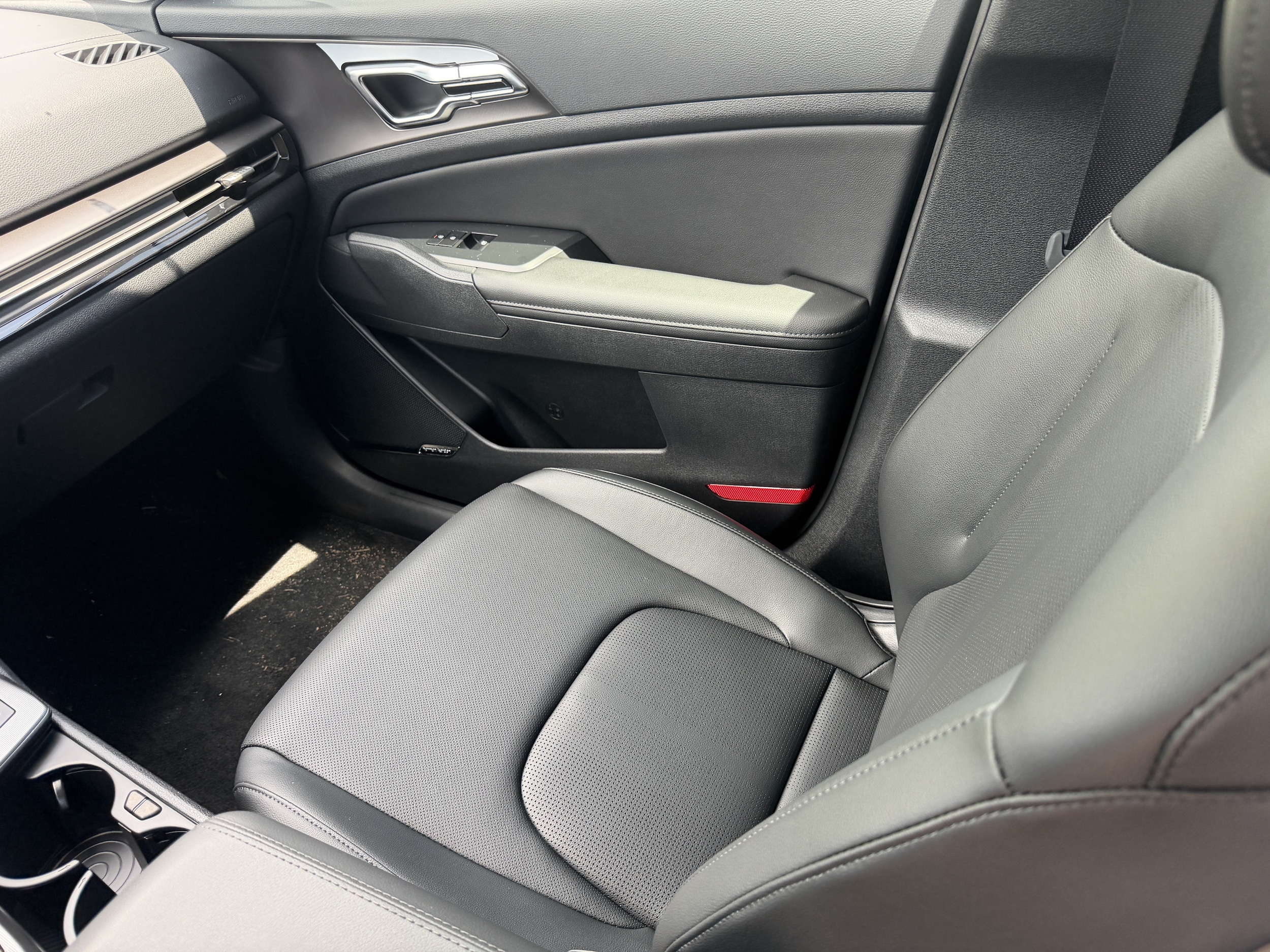 2026 Kia Sportage SX - Photo 13