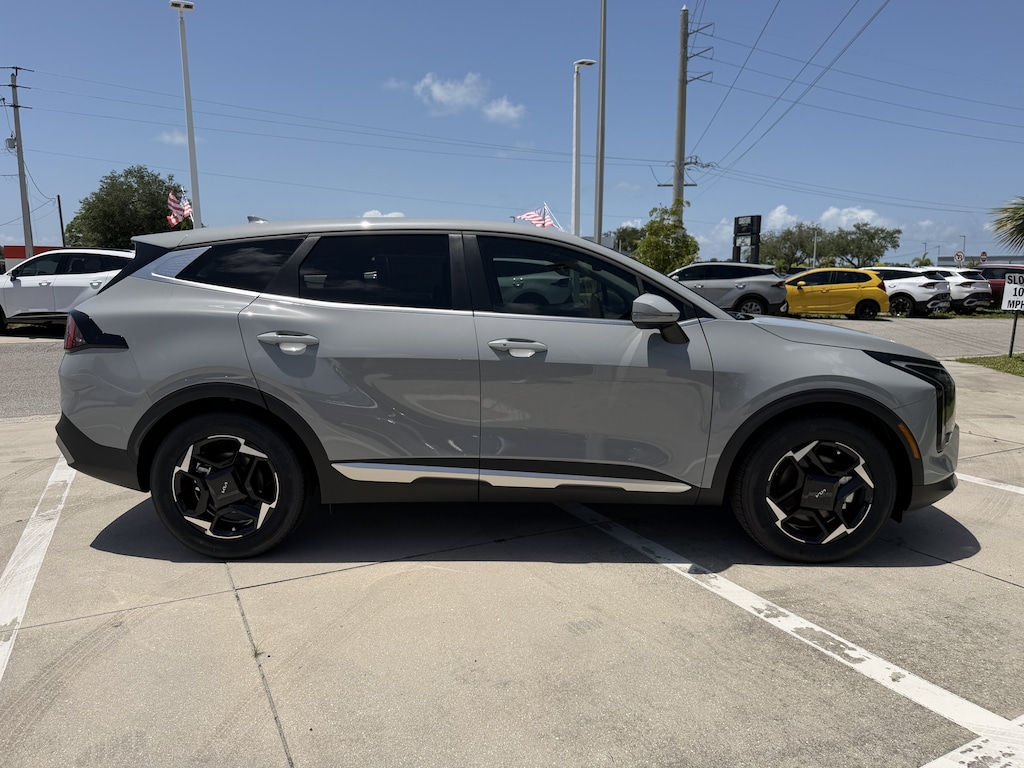 New 2026 Kia Sportage EX SUV