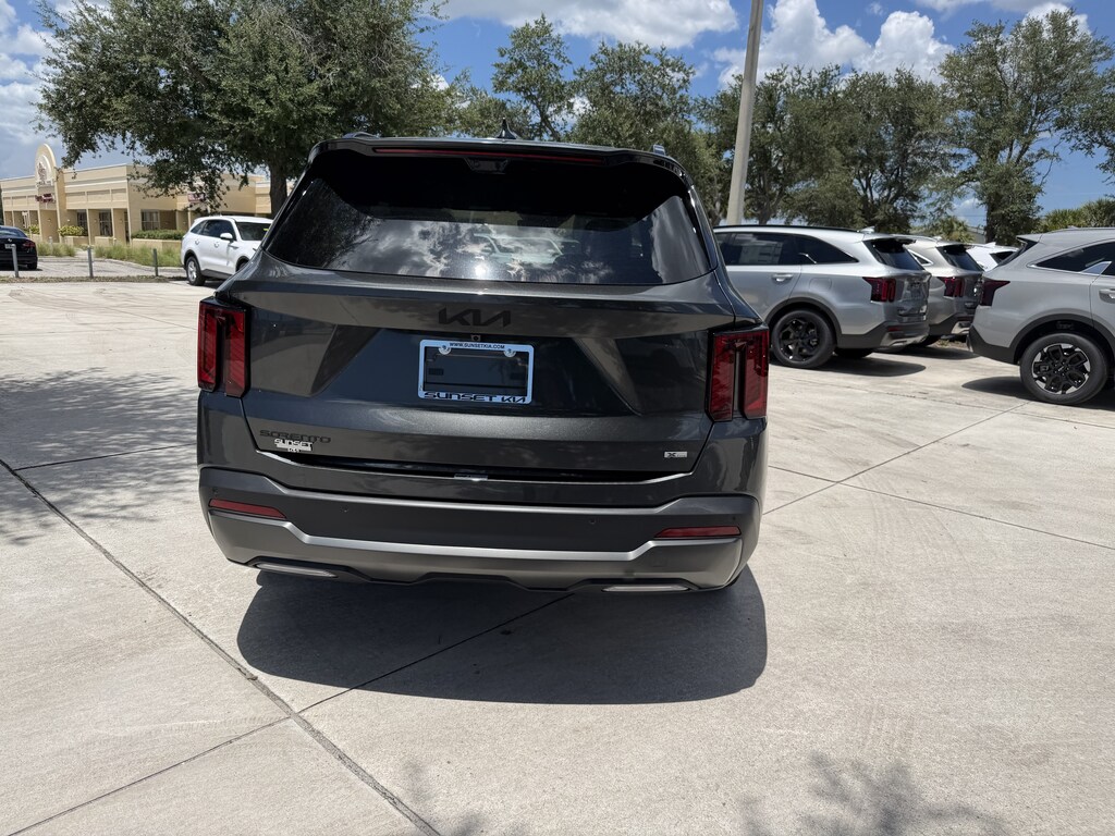 New 2026 Kia Sorento Hybrid X-Line SX Prestige SUV