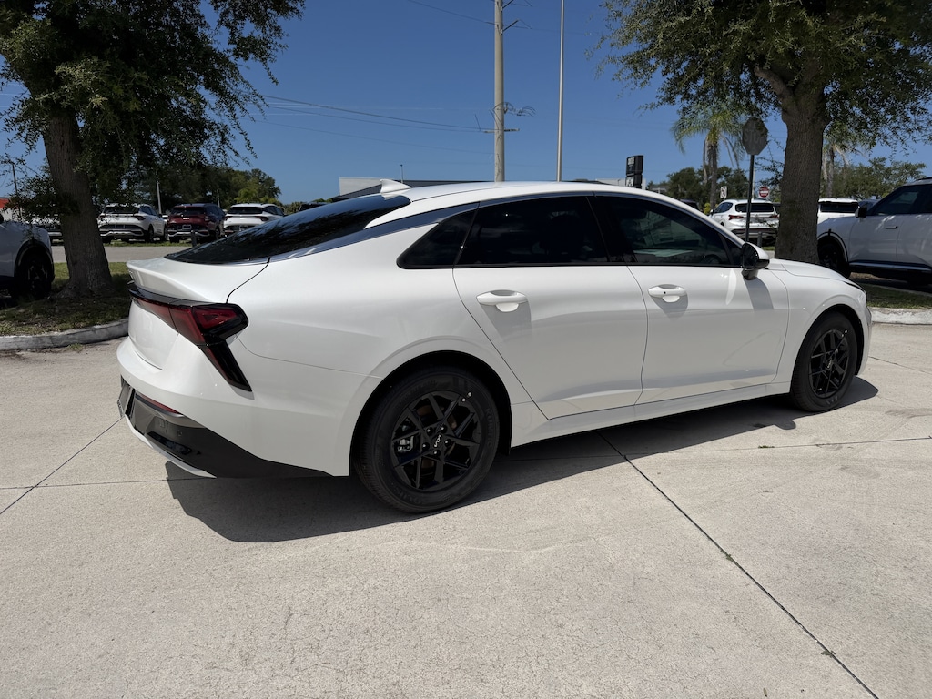 New 2026 Kia K5 LXS Sedan