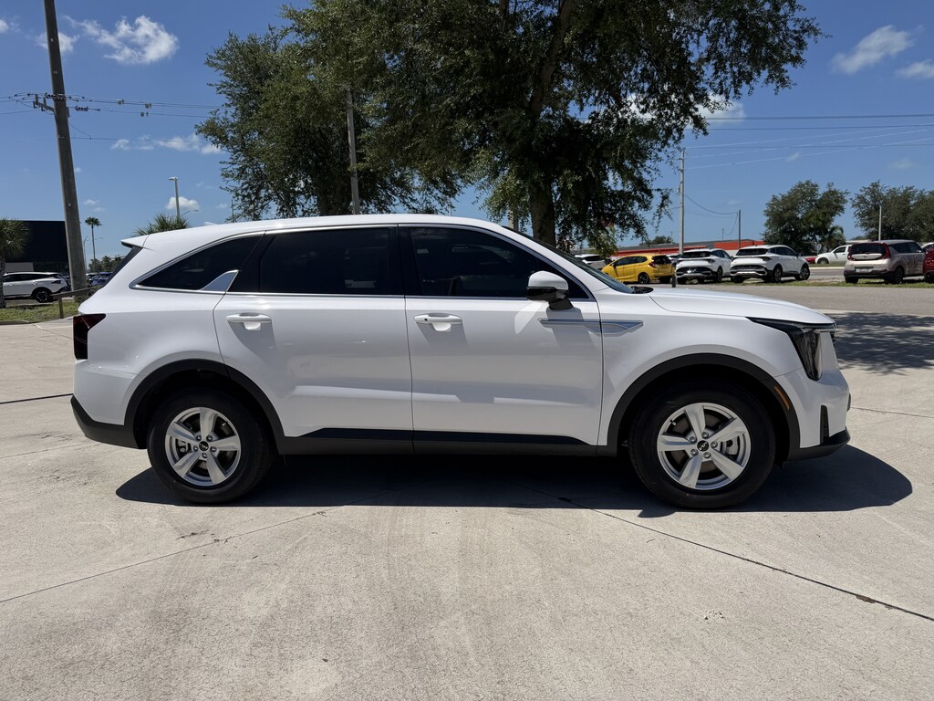 New 2026 Kia Sorento LX SUV