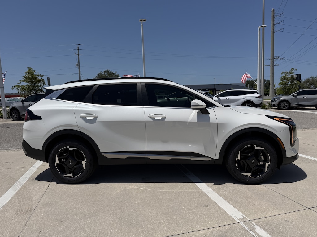 New 2026 Kia Sportage Hybrid EX SUV