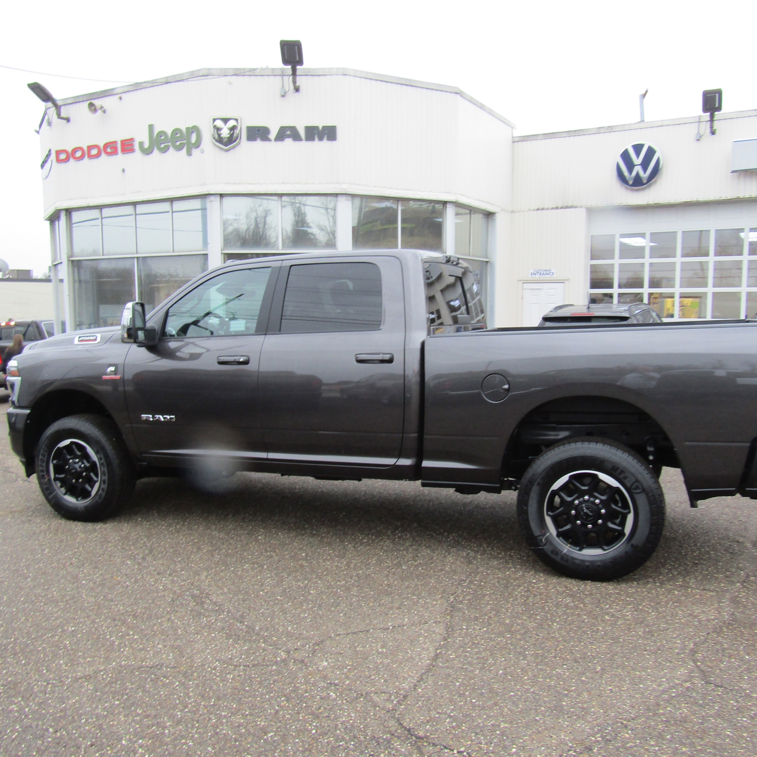 2026 RAM Ram 2500 Pickup Laramie's photo