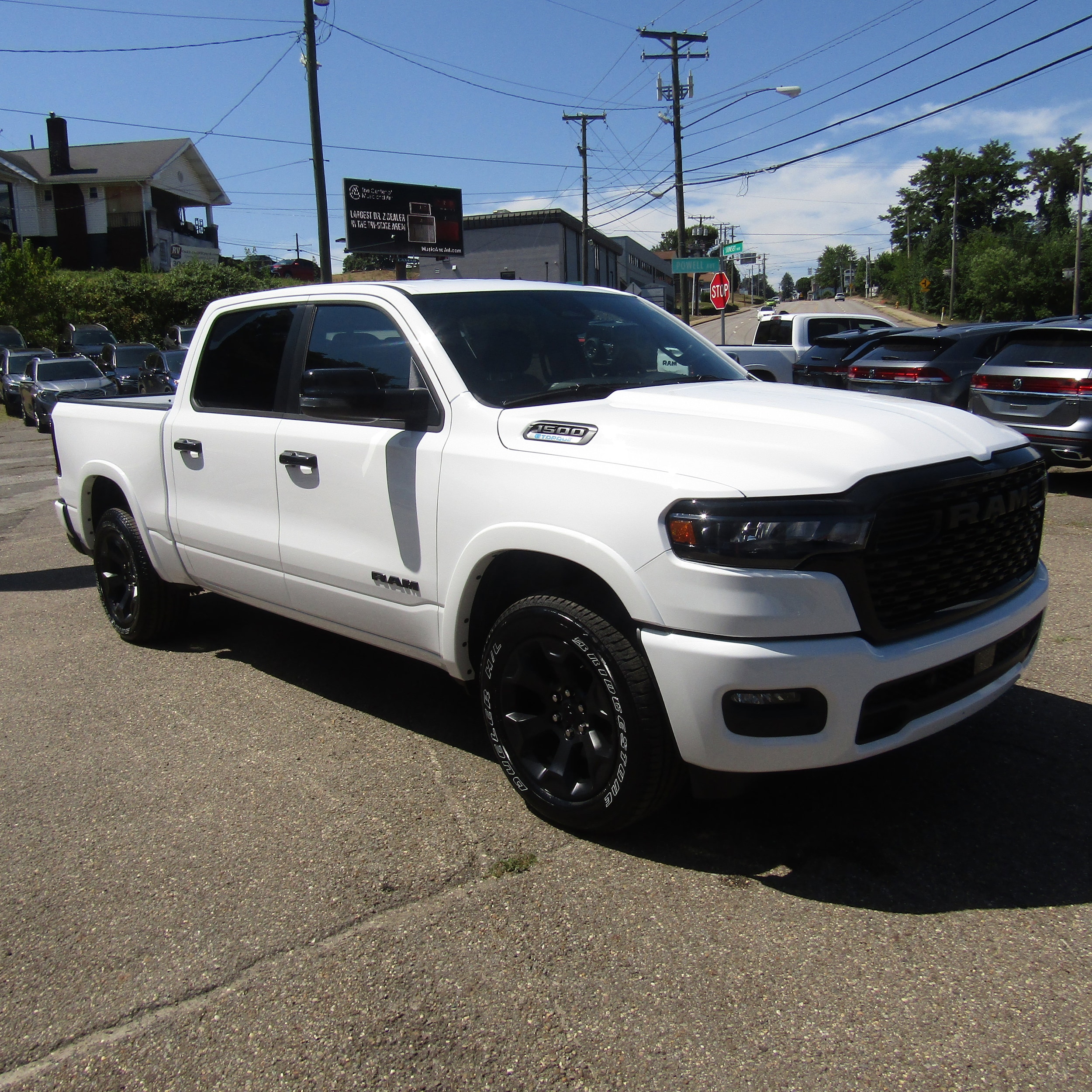 2025 Ram 1500 BIG HORN CREW CAB 4X4 5'7 BOX