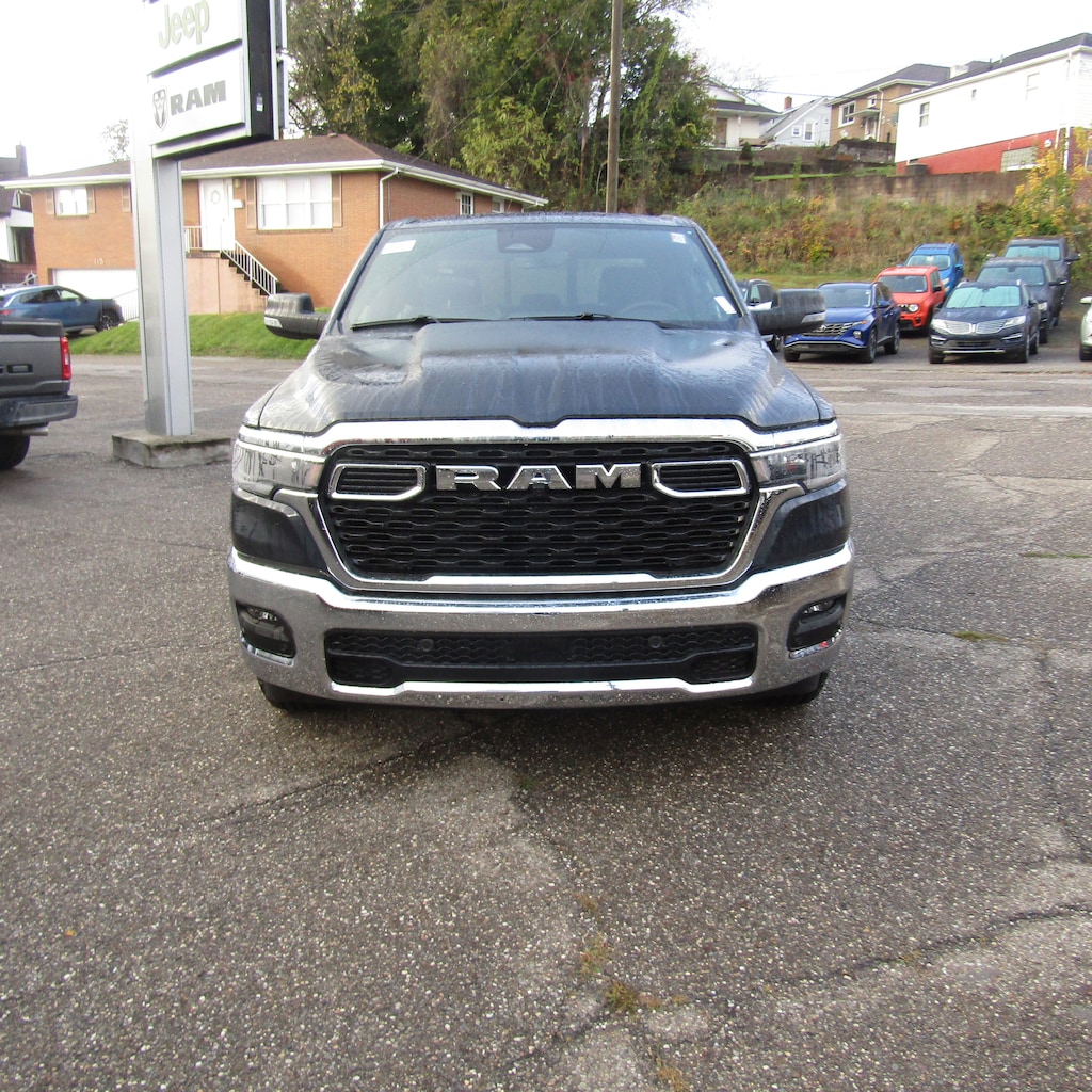 New 2026 Ram 1500 BIG HORN CREW CAB 4X4 5'7 BOX Pickup