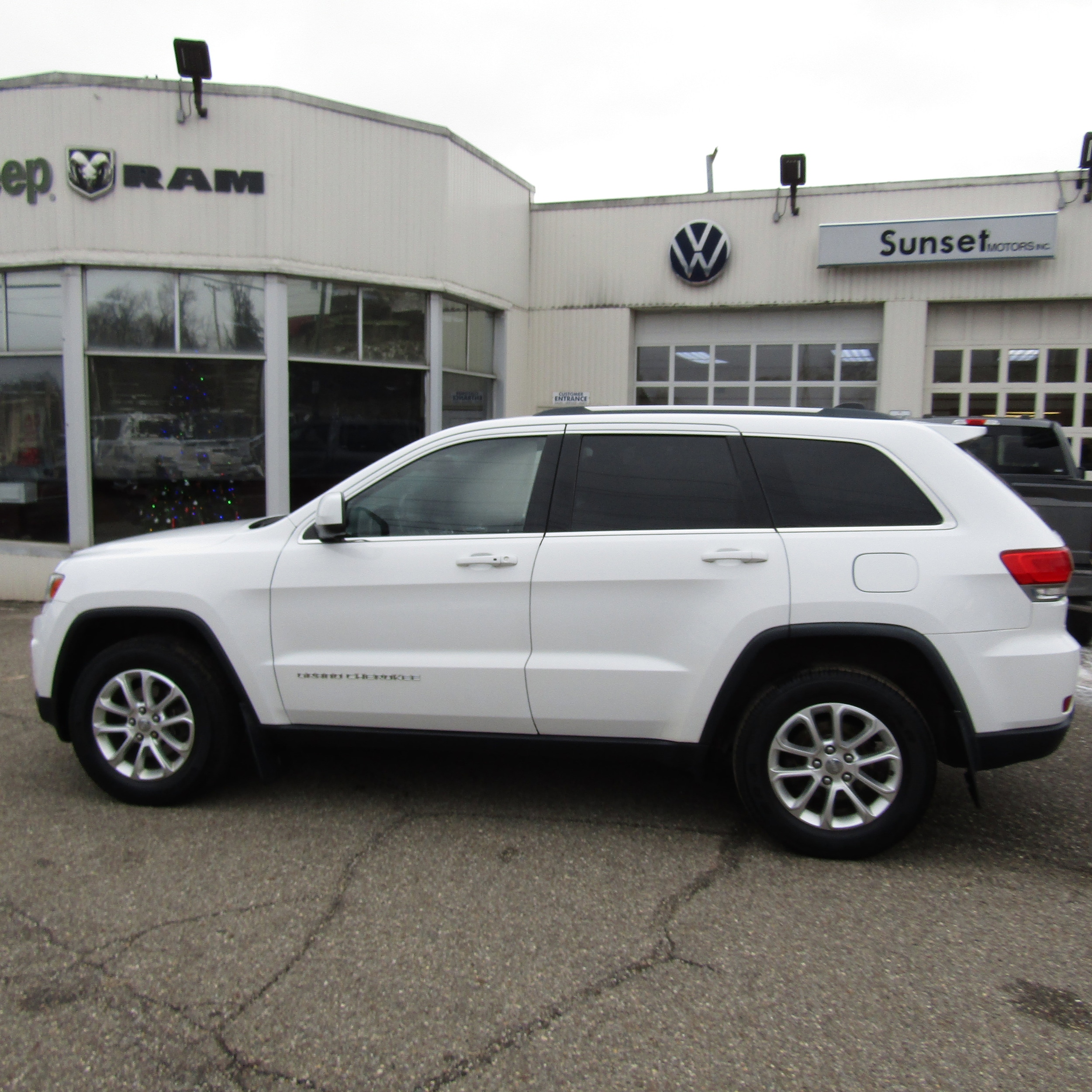 2014 Jeep Grand Cherokee Laredo's photo