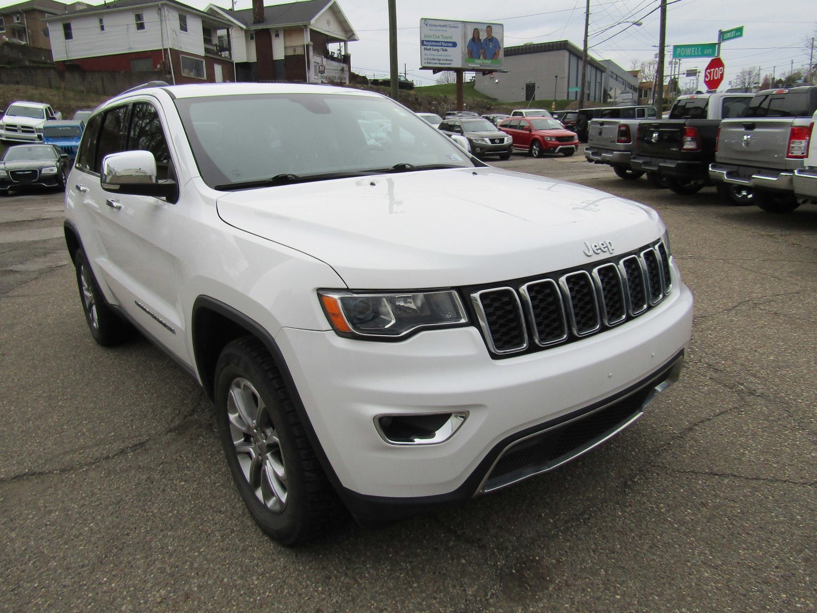 Used 2017 Jeep Grand Cherokee Limited with VIN 1C4RJFBGXHC603906 for sale in Steubenville, OH