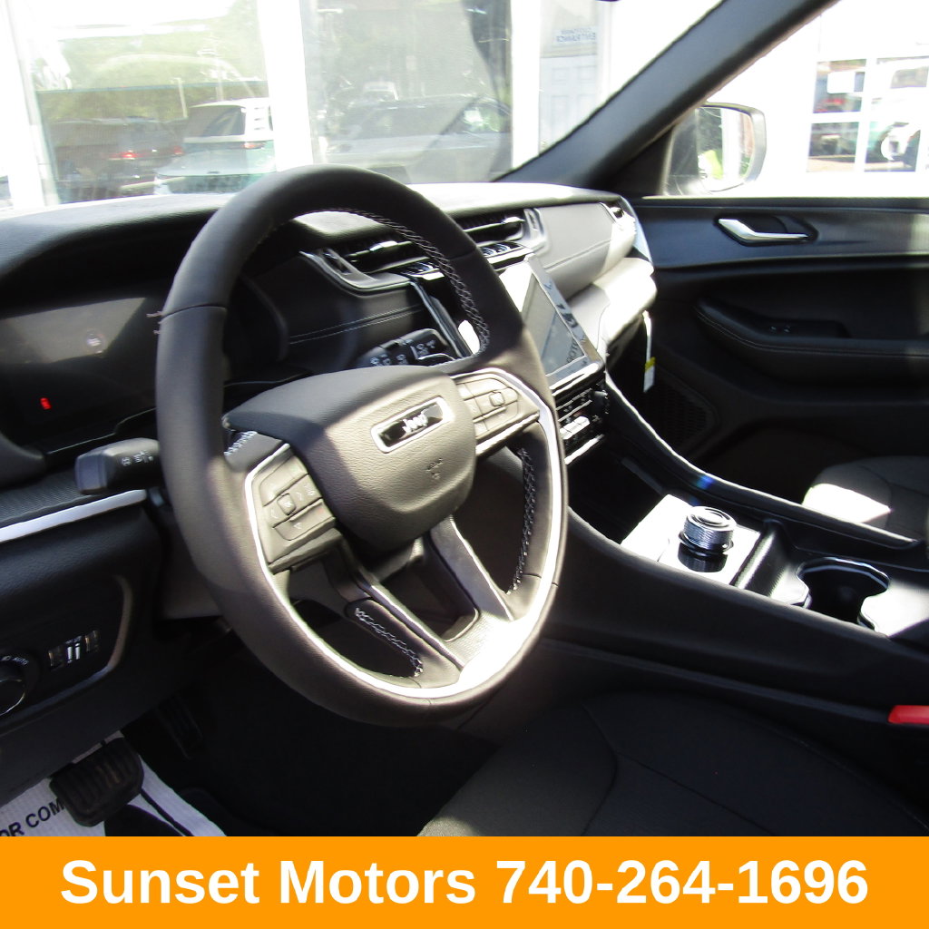 2025 Jeep Grand Cherokee L Laredo - Photo 18